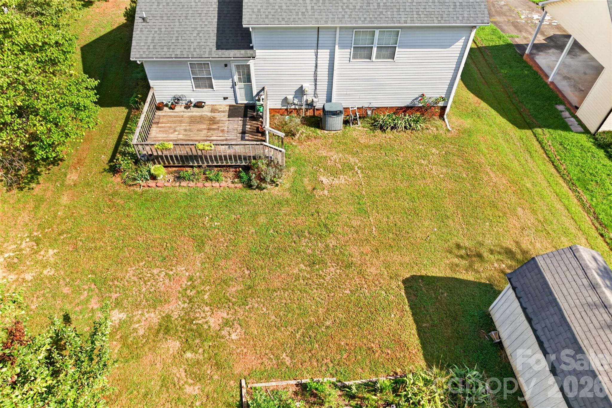 1820 Hampshire Drive Property Photo 37
