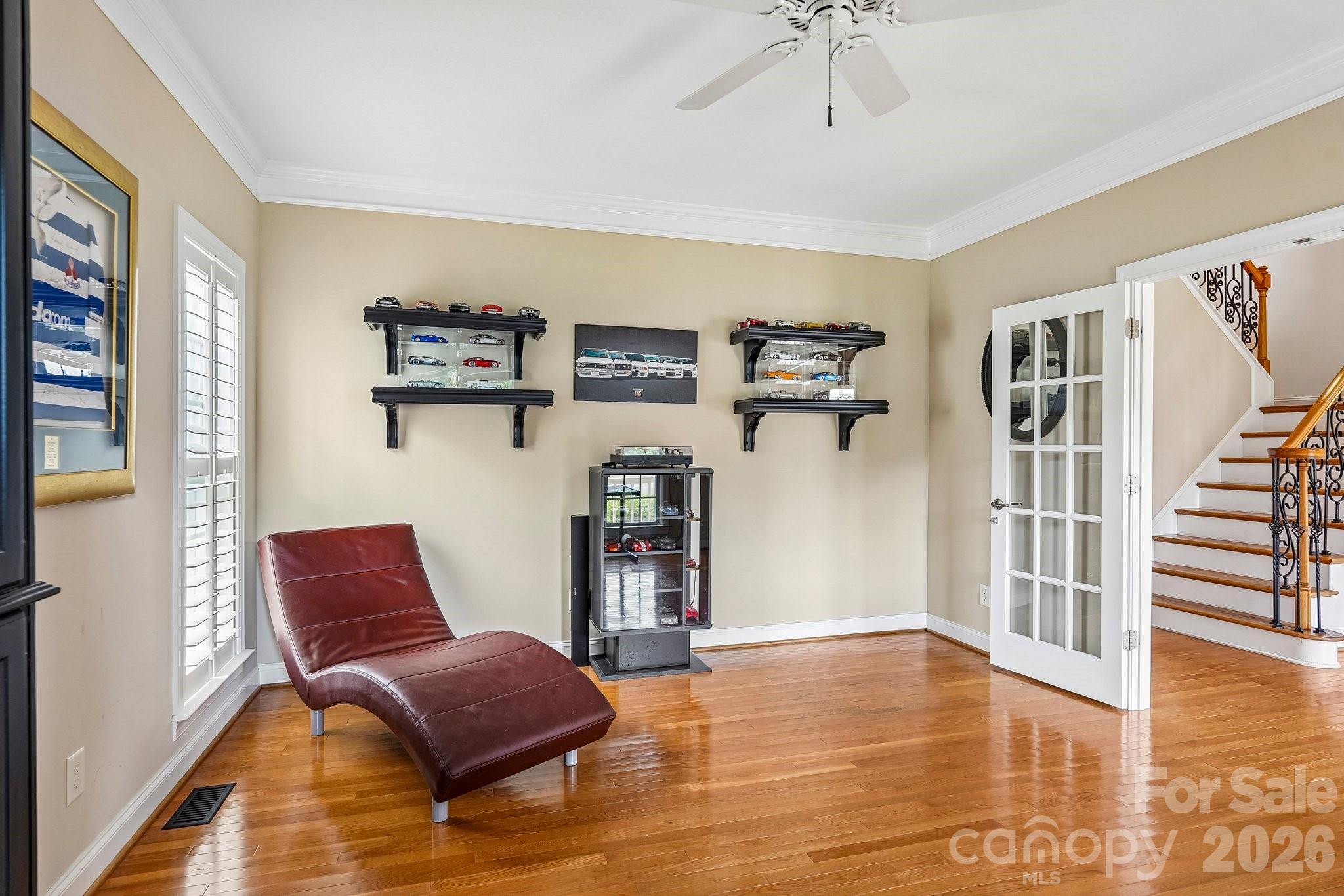 10823 Persimmon Creek Drive Property Photo 6