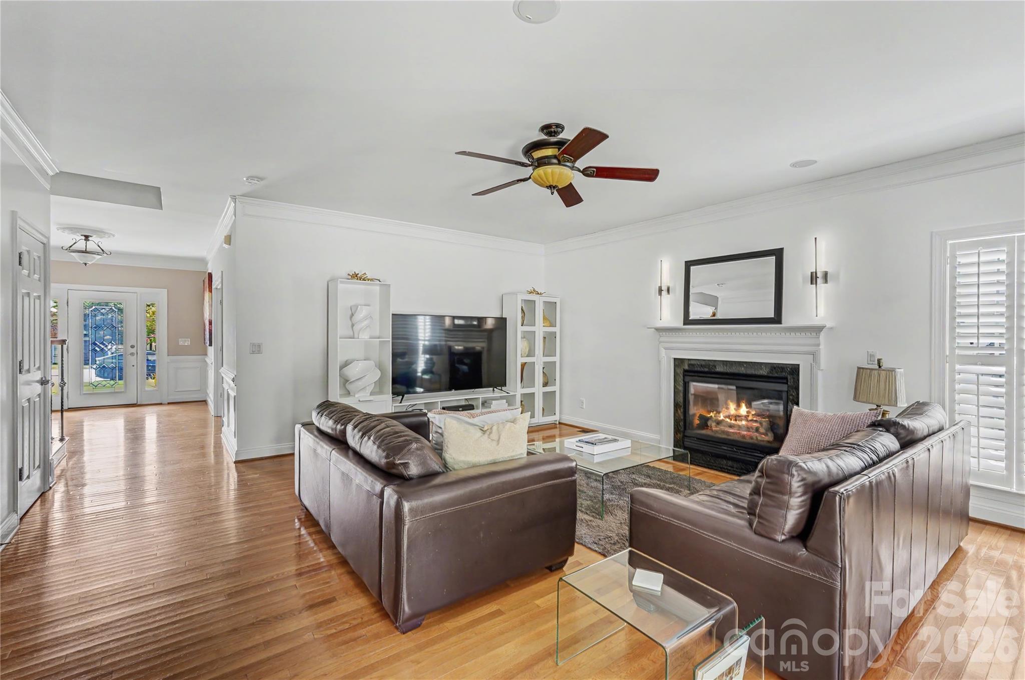 10823 Persimmon Creek Drive Property Photo 11