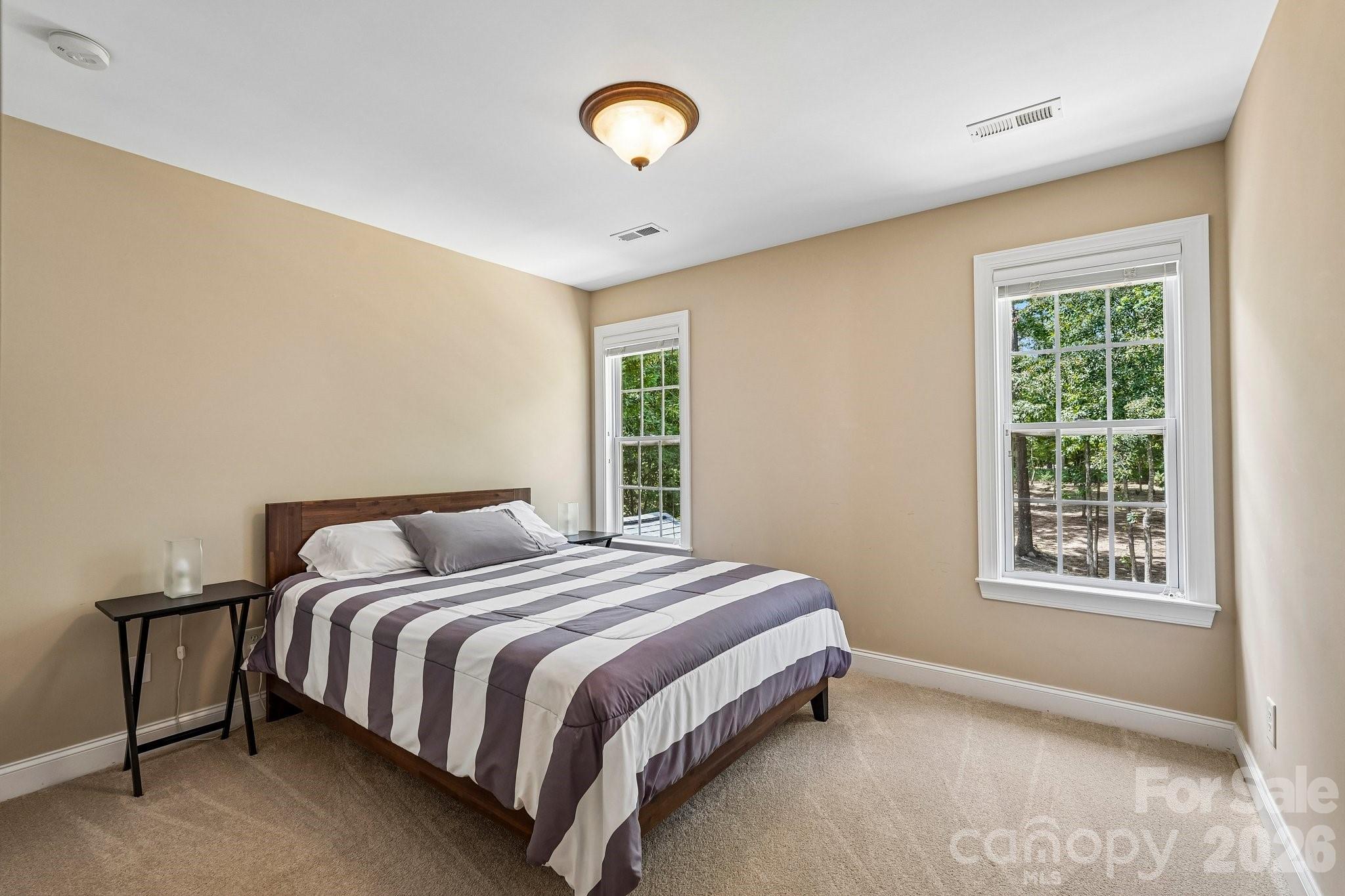 10823 Persimmon Creek Drive Property Photo 28