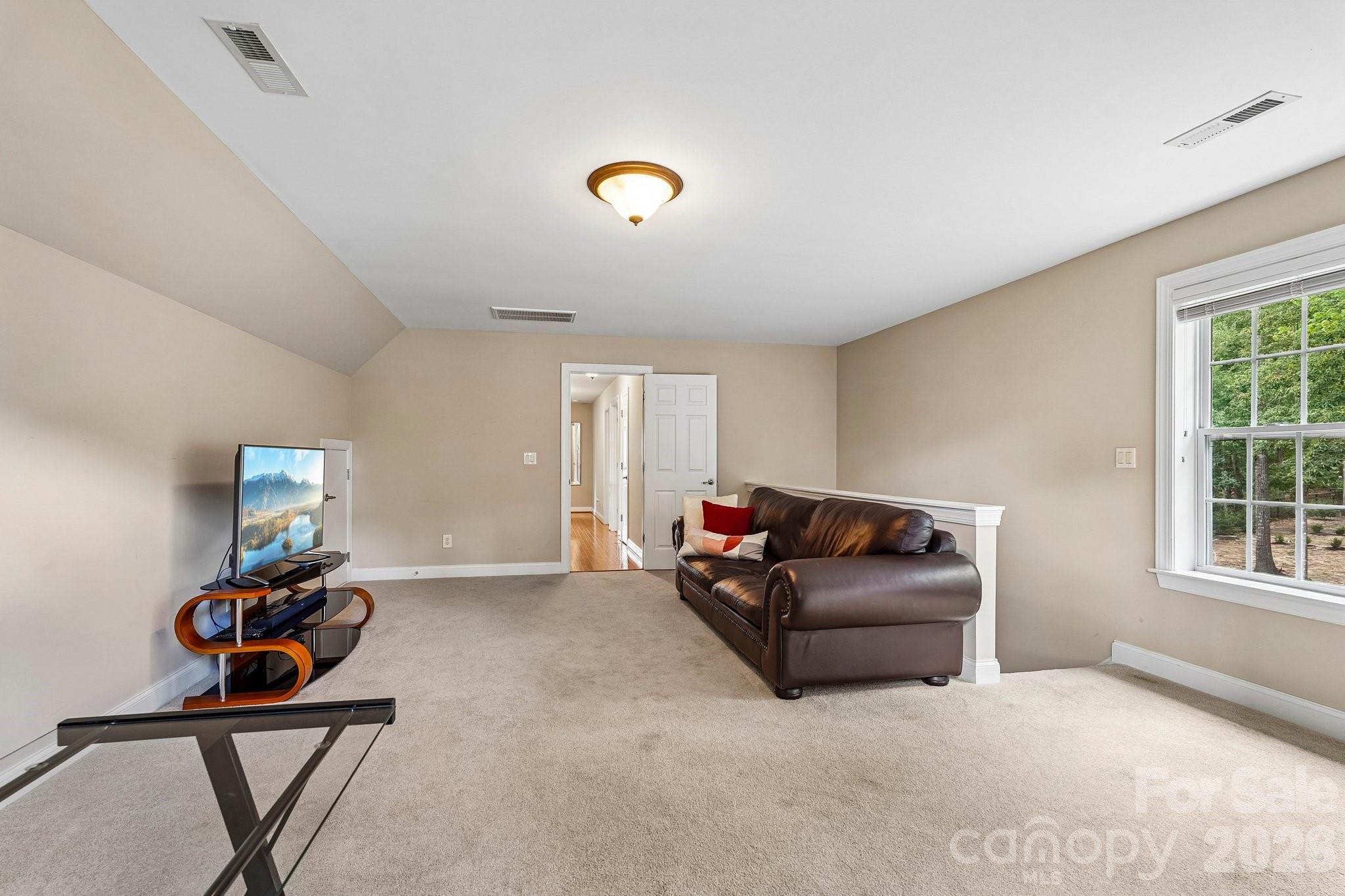 10823 Persimmon Creek Drive Property Photo 33