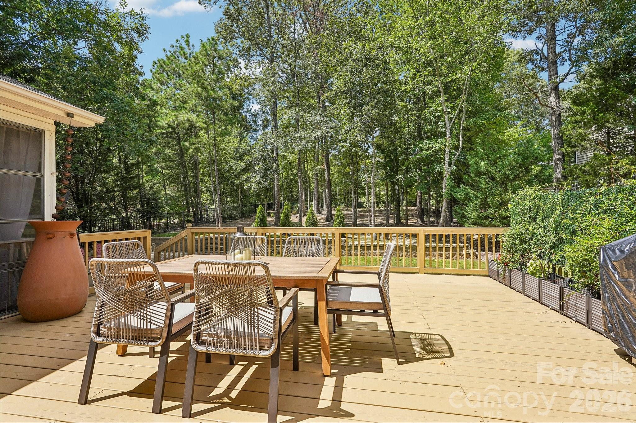 10823 Persimmon Creek Drive Property Photo 38