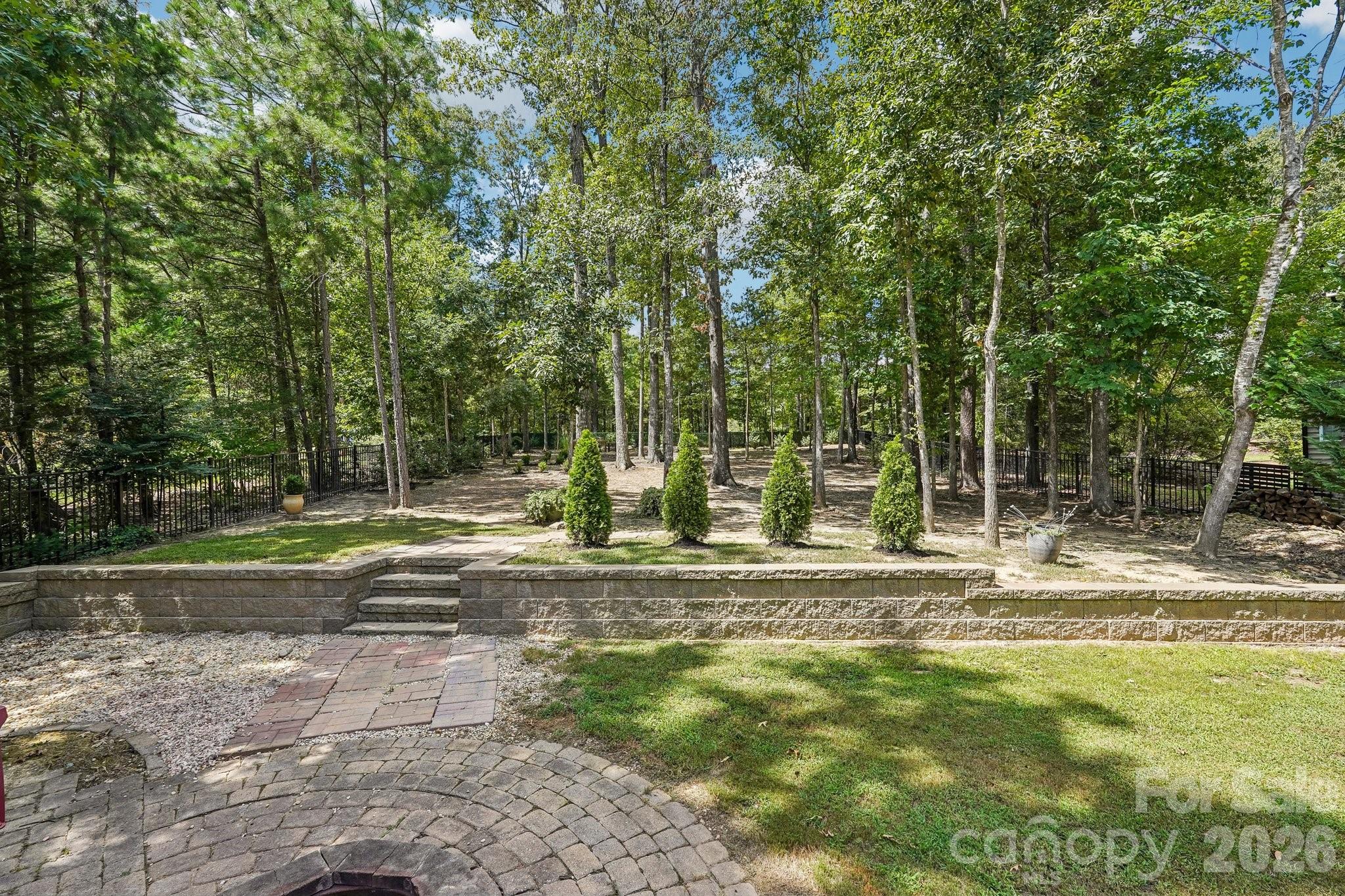 10823 Persimmon Creek Drive Property Photo 39