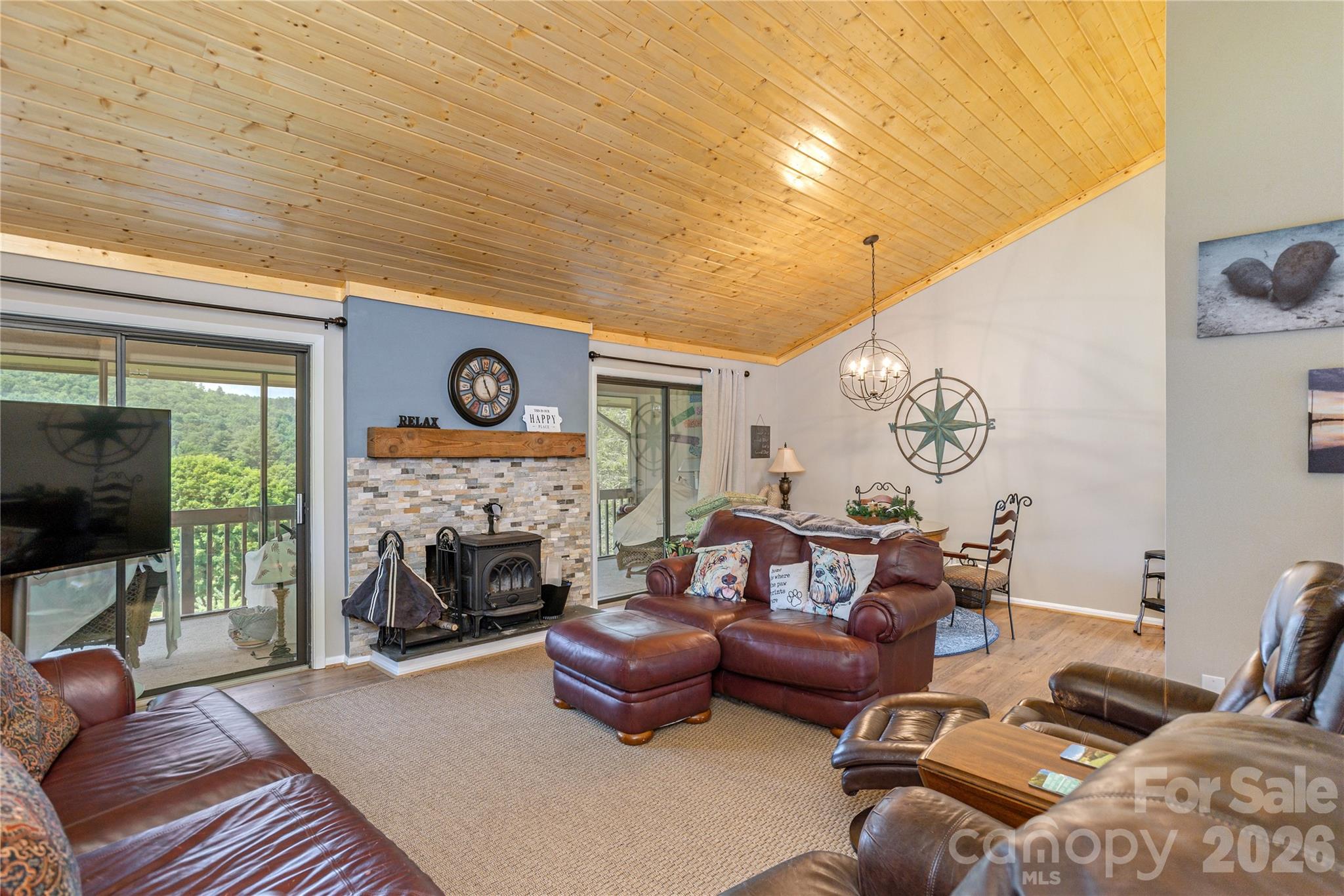 175 Glen Cannon Point 2 Property Photo 5