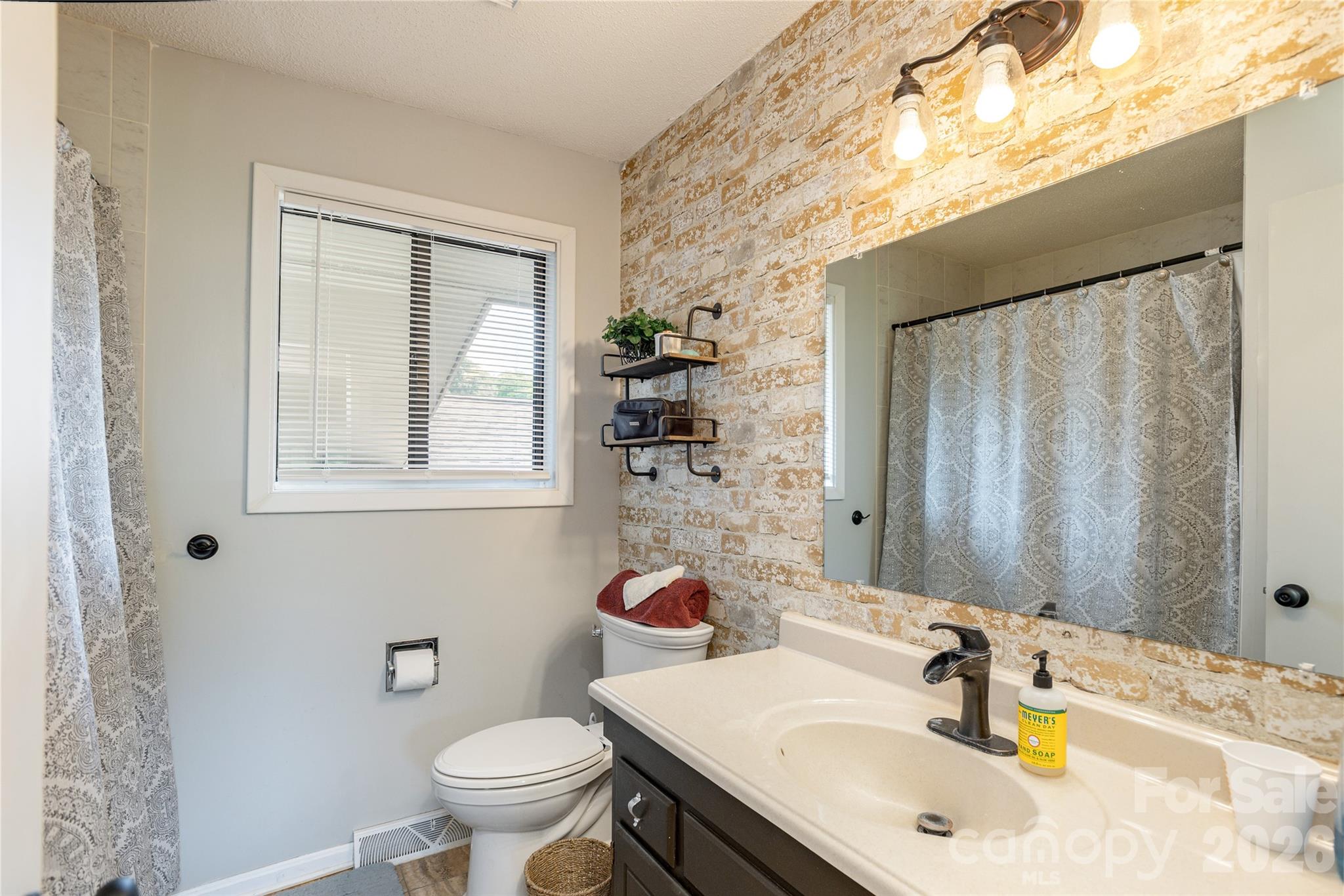 175 Glen Cannon Point 2 Property Photo 14