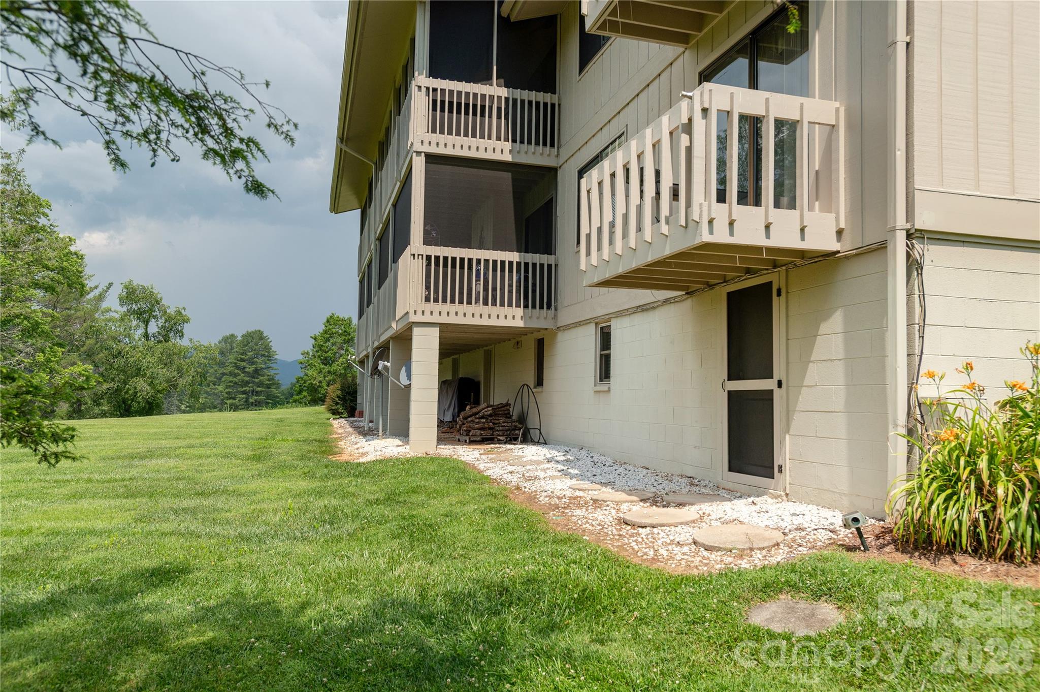 175 Glen Cannon Point 2 Property Photo 16