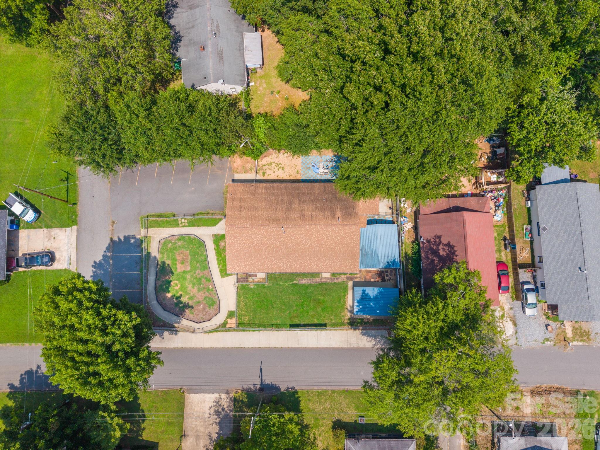 236 Textile Avenue Property Photo 3