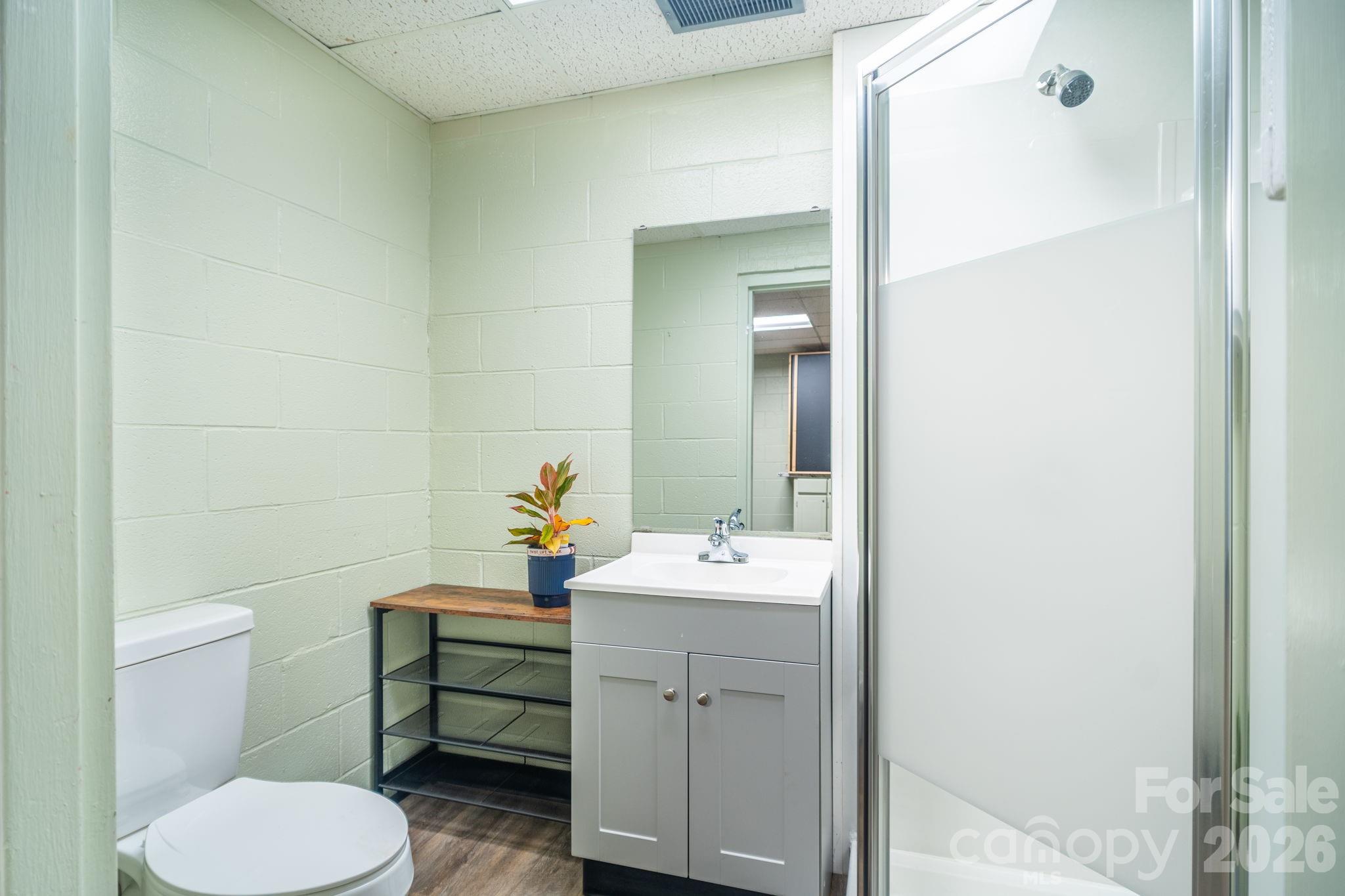 236 Textile Avenue Property Photo 18