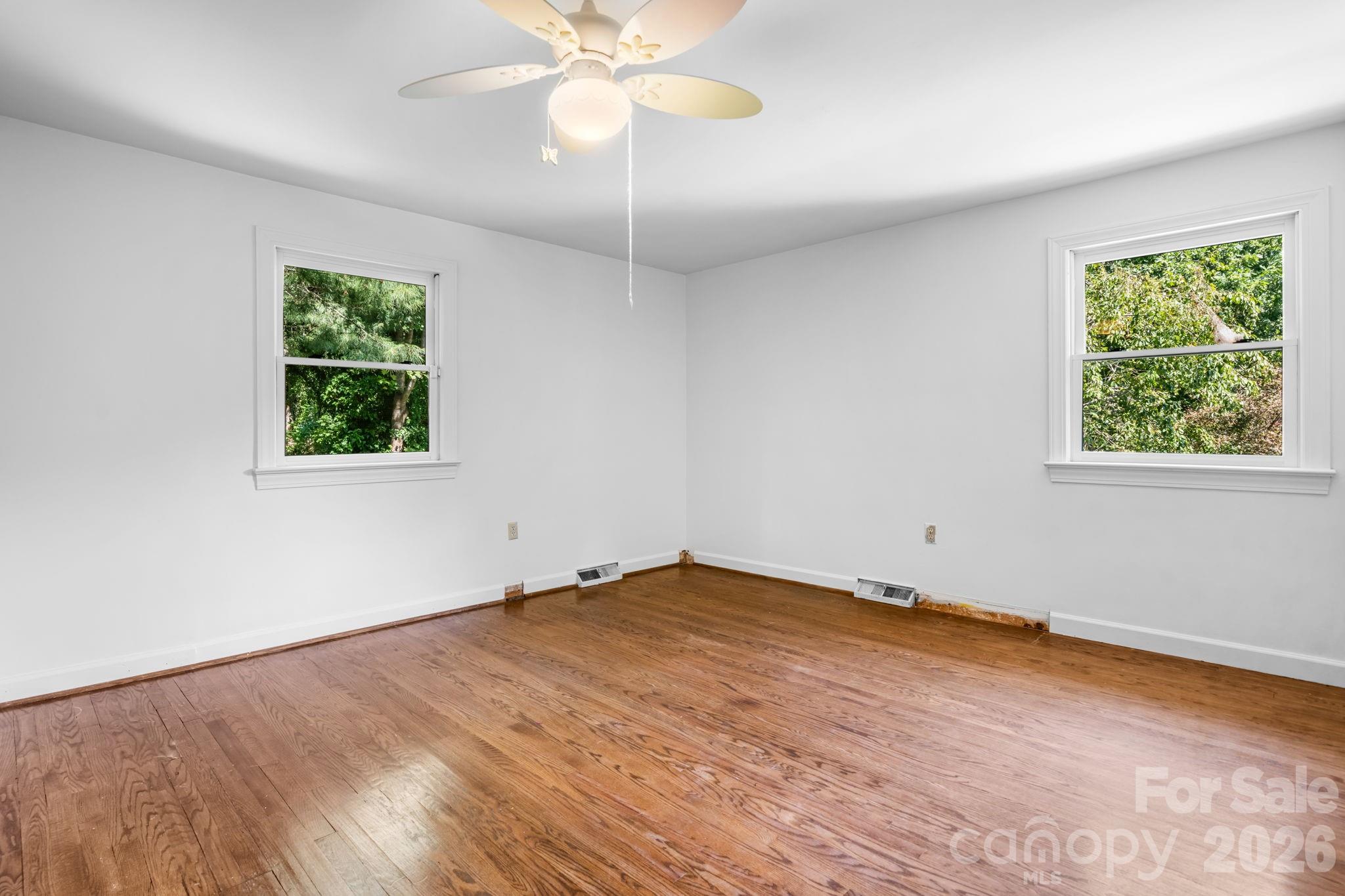 250 36th Avenue Property Photo 16