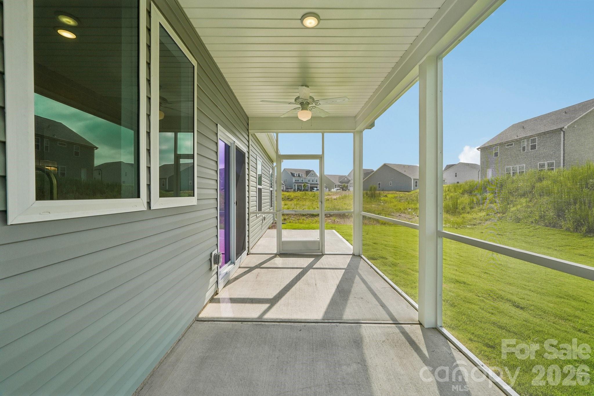 527 Gentle Bend Cove 269b Property Photo 27
