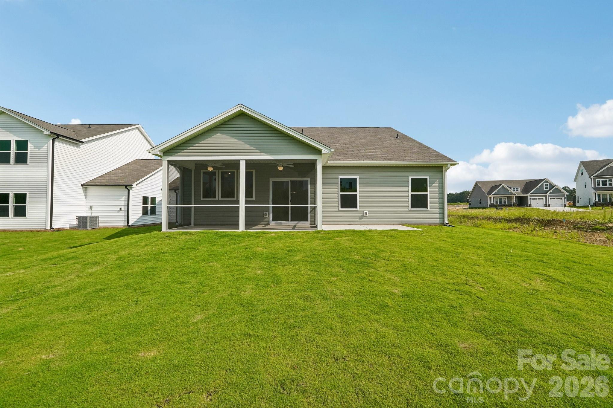 527 Gentle Bend Cove 269b Property Photo 32