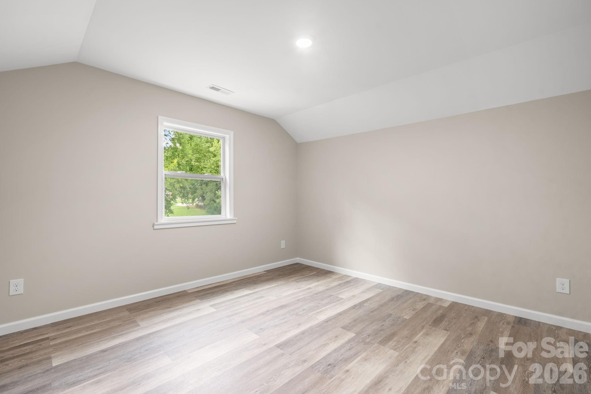 242 8th Avenue Drive Property Photo 17