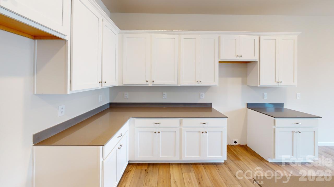 2728 Winn Mill Drive 55 Property Photo 6