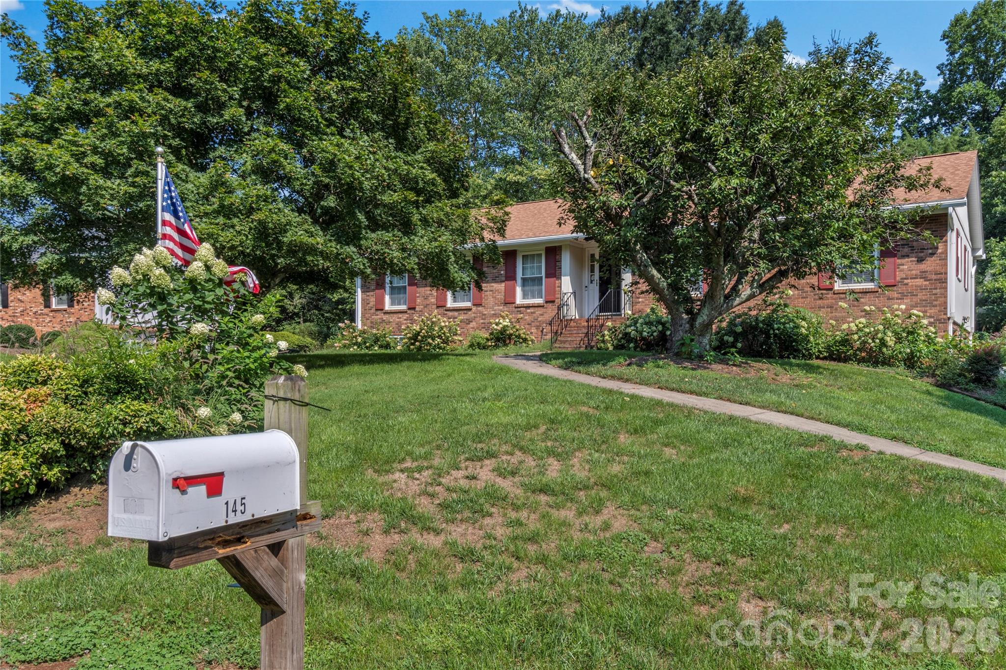 145 Stanwell Court Property Photo 1