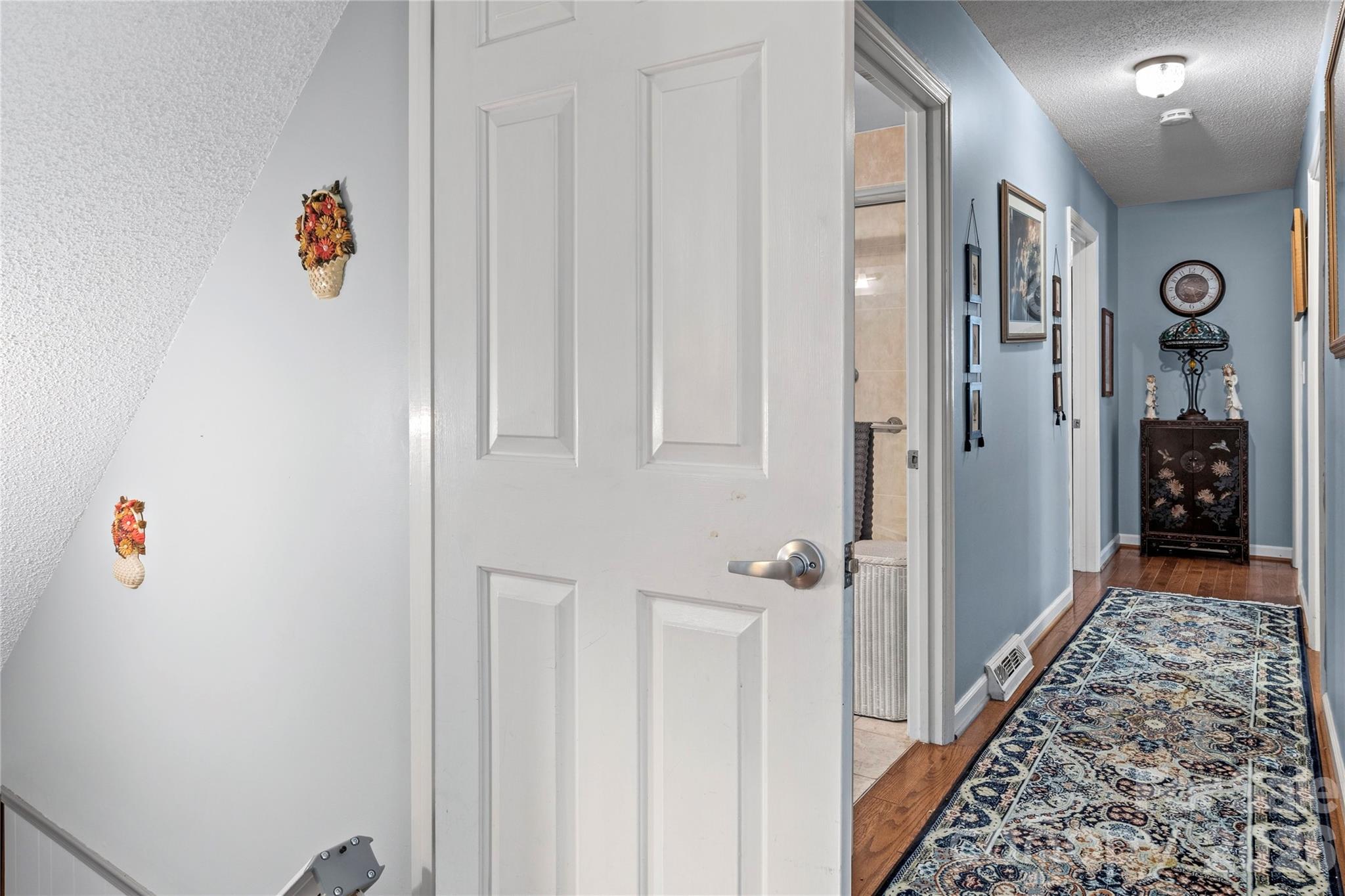 145 Stanwell Court Property Photo 8