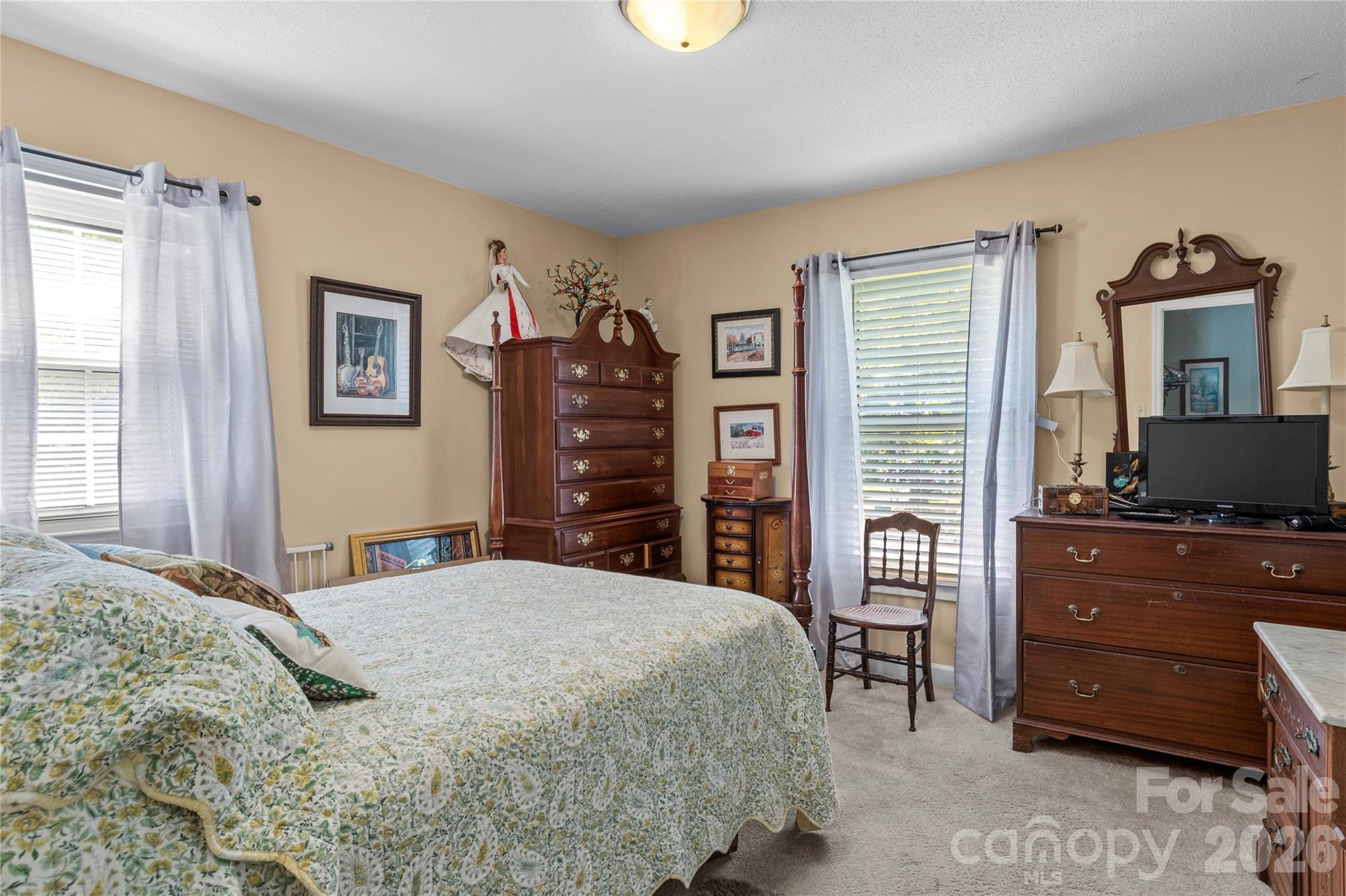 145 Stanwell Court Property Photo 23
