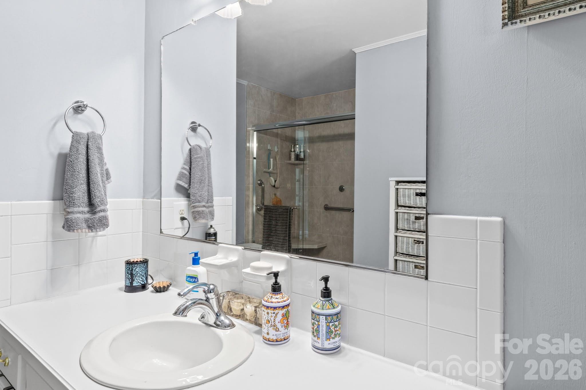 145 Stanwell Court Property Photo 28