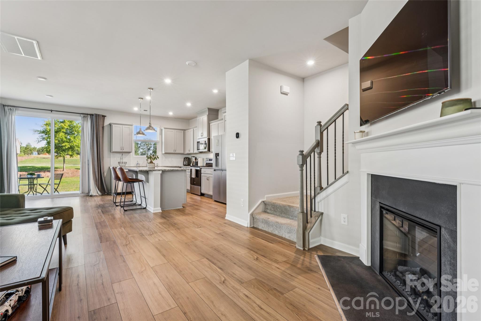 5119 Carrick Street Property Photo 2