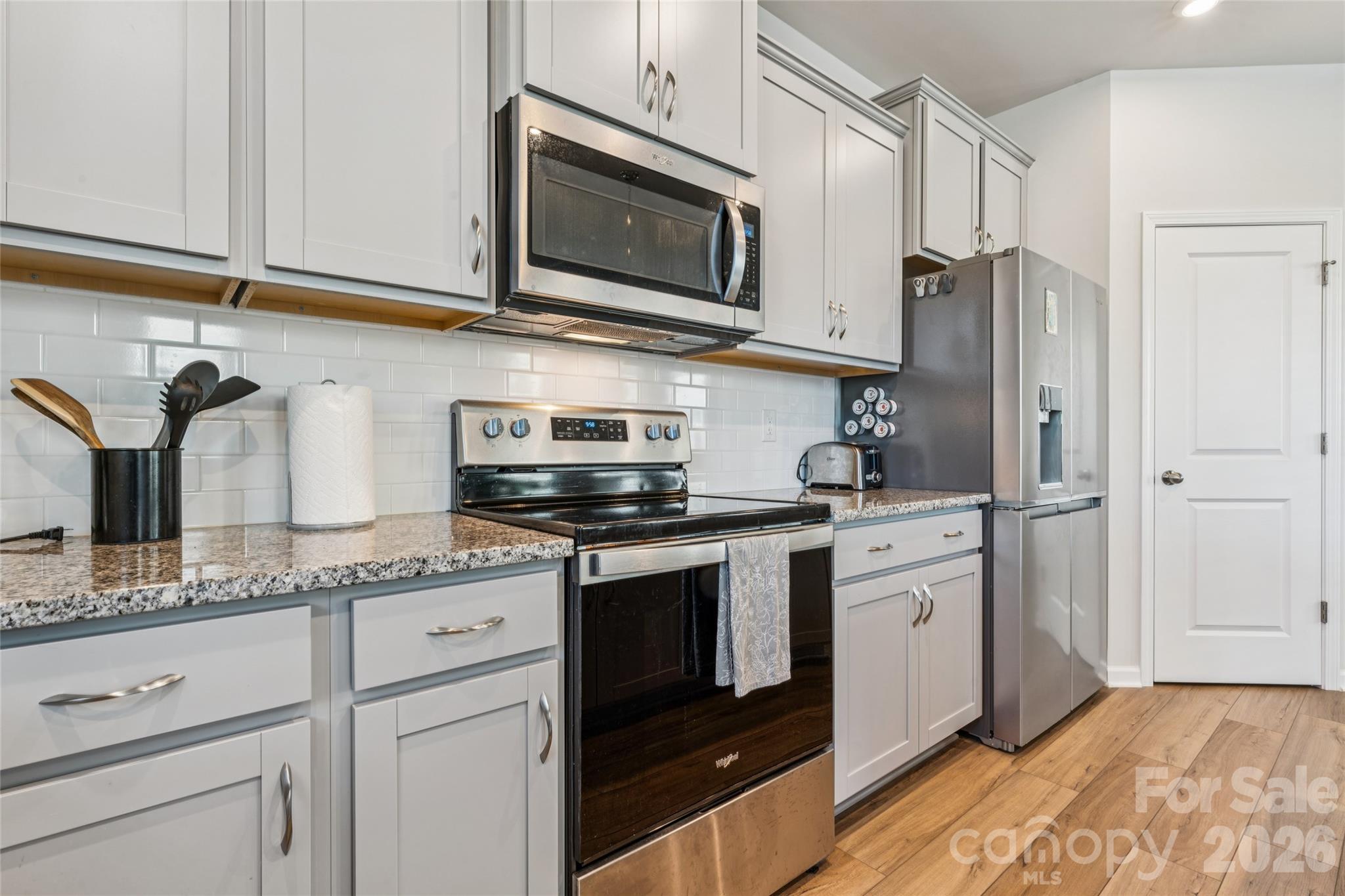 5119 Carrick Street Property Photo 8