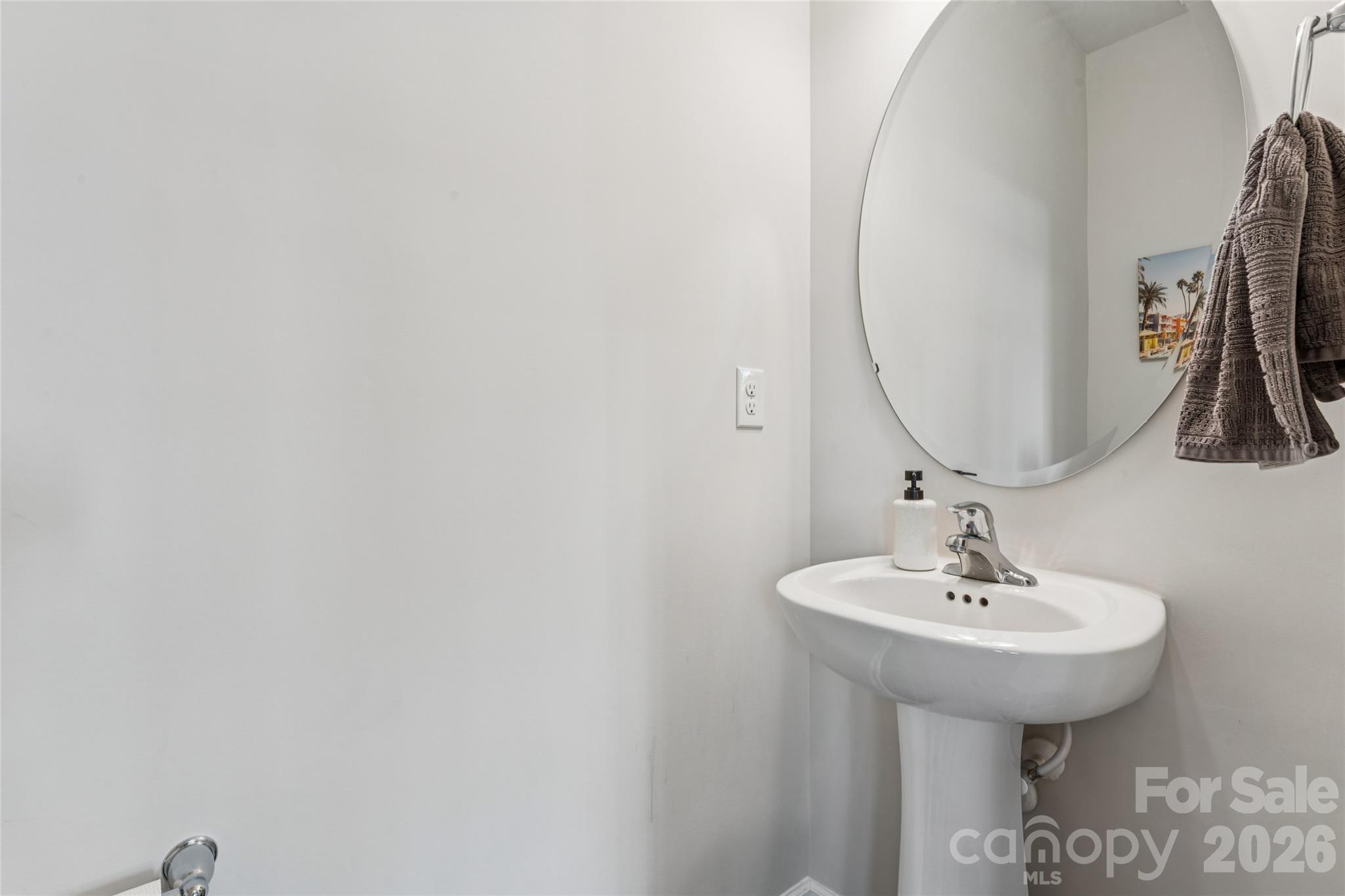 5119 Carrick Street Property Photo 15
