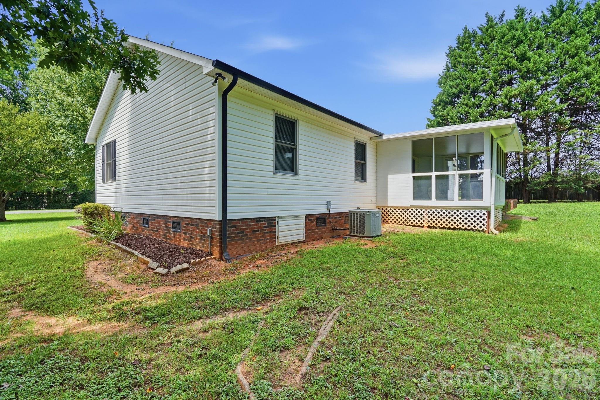135 Byers Road Property Photo 2