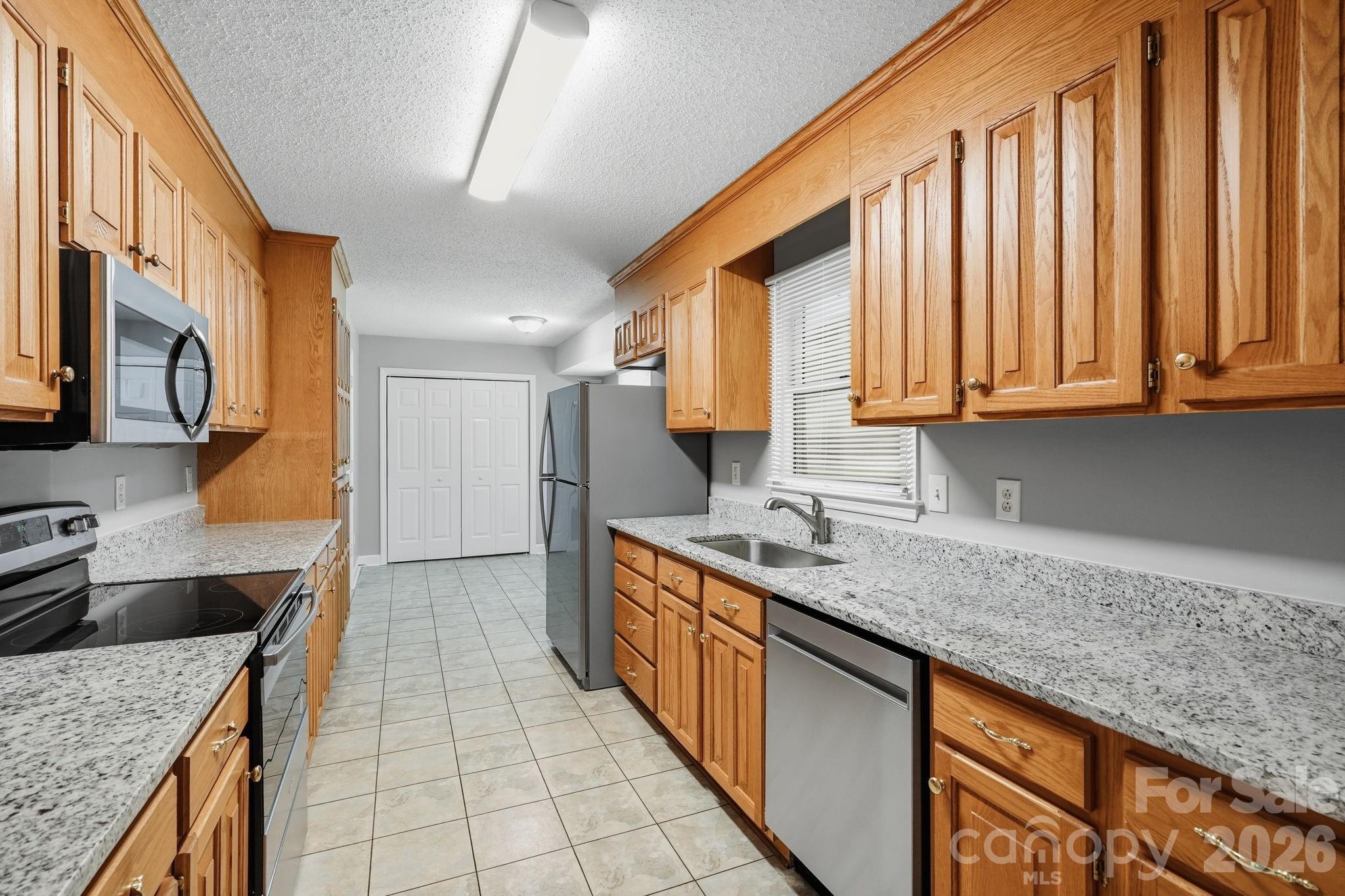 135 Byers Road Property Photo 9