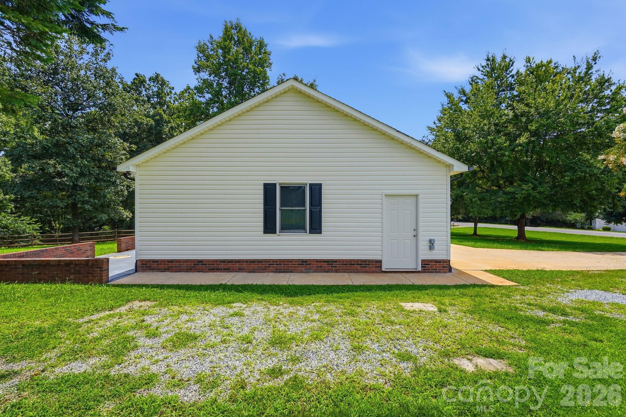 135 Byers Road Property Photo 27