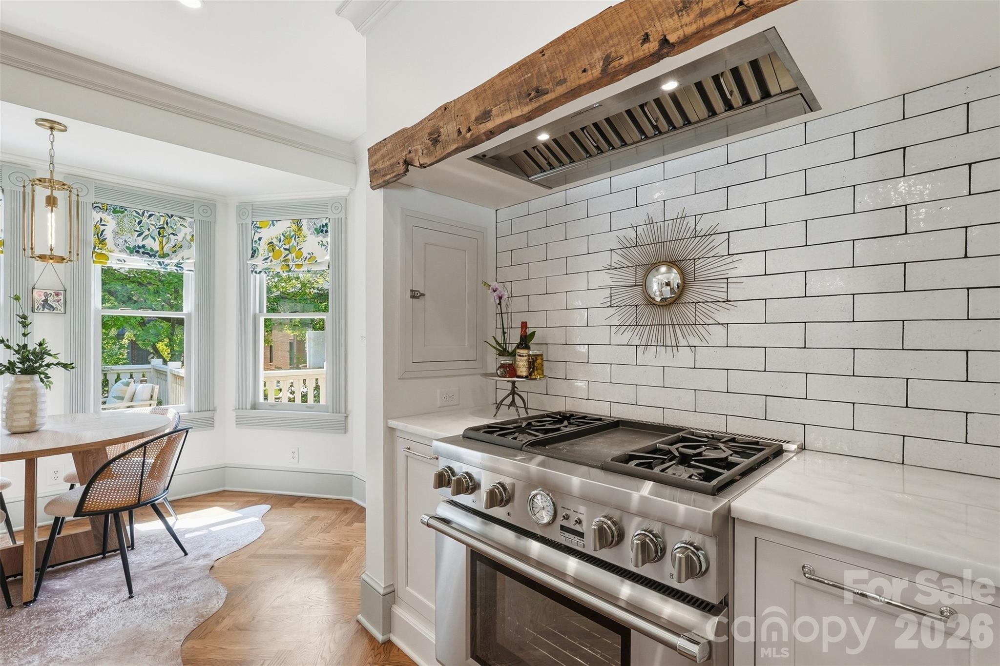 728 Lexington Avenue Property Photo 7