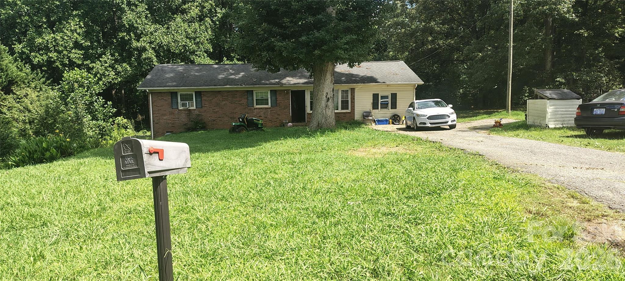 522 Lee Drive Property Photo 1