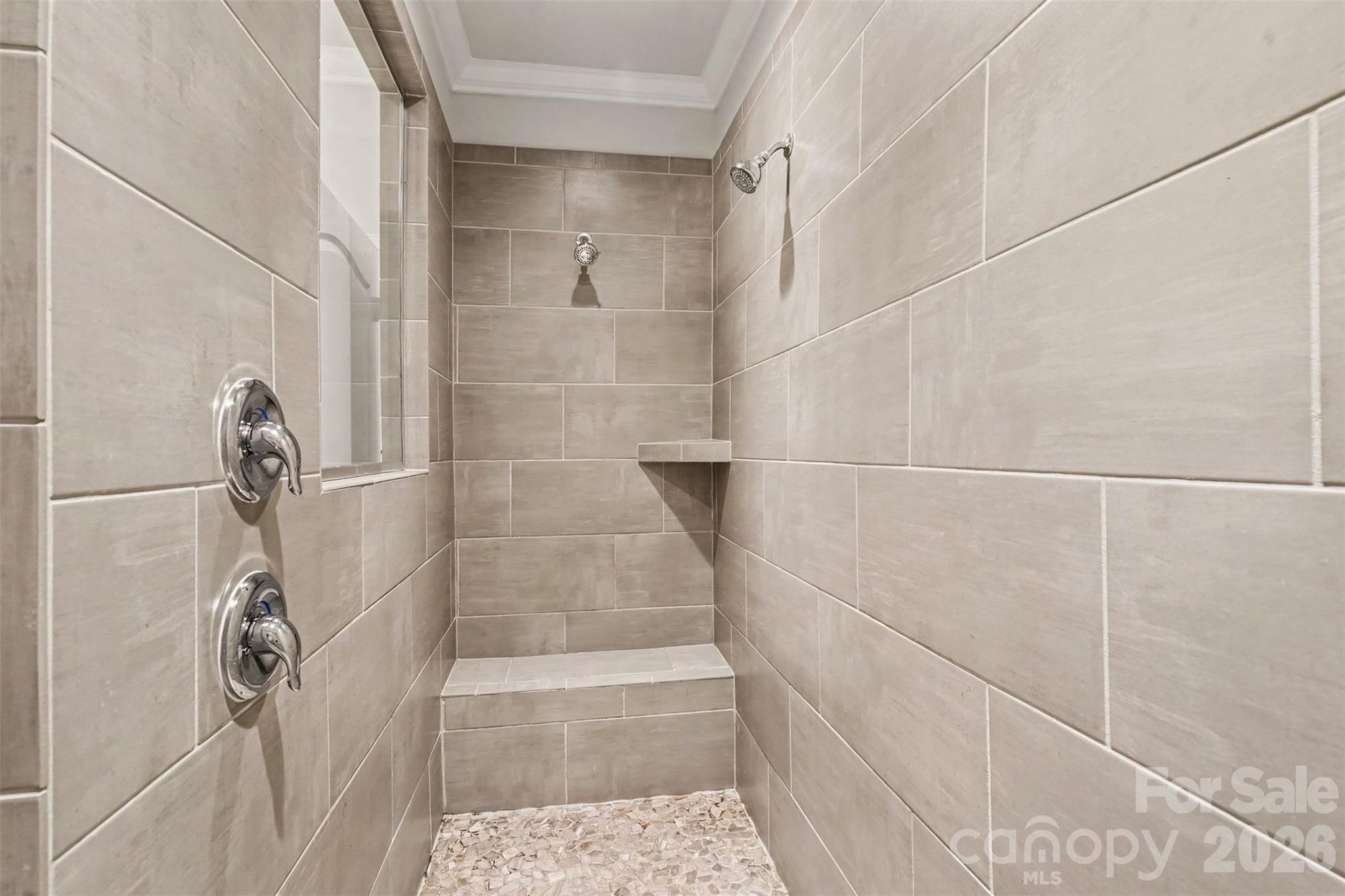 7009 Mirna Lane Property Photo 5