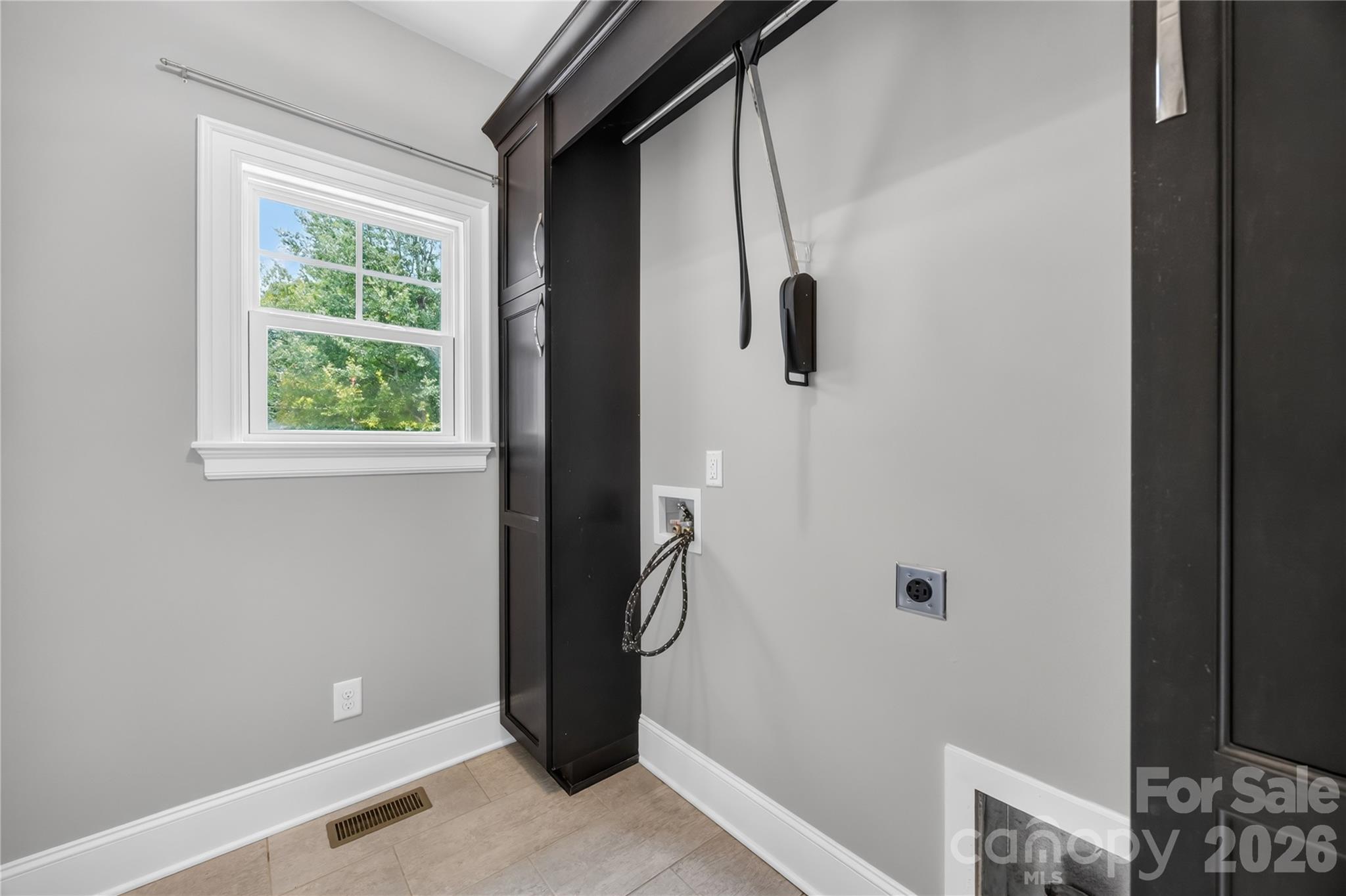129 Aqua Drive Property Photo 25