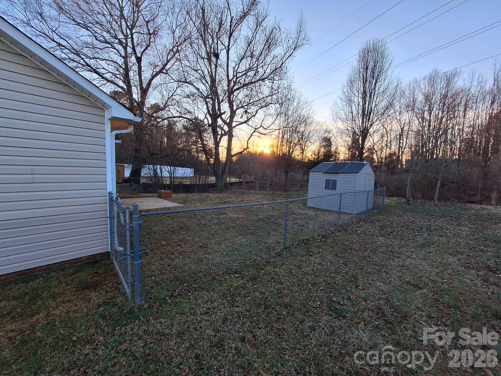 3523 Tracy Glenn Court Property Photo 3
