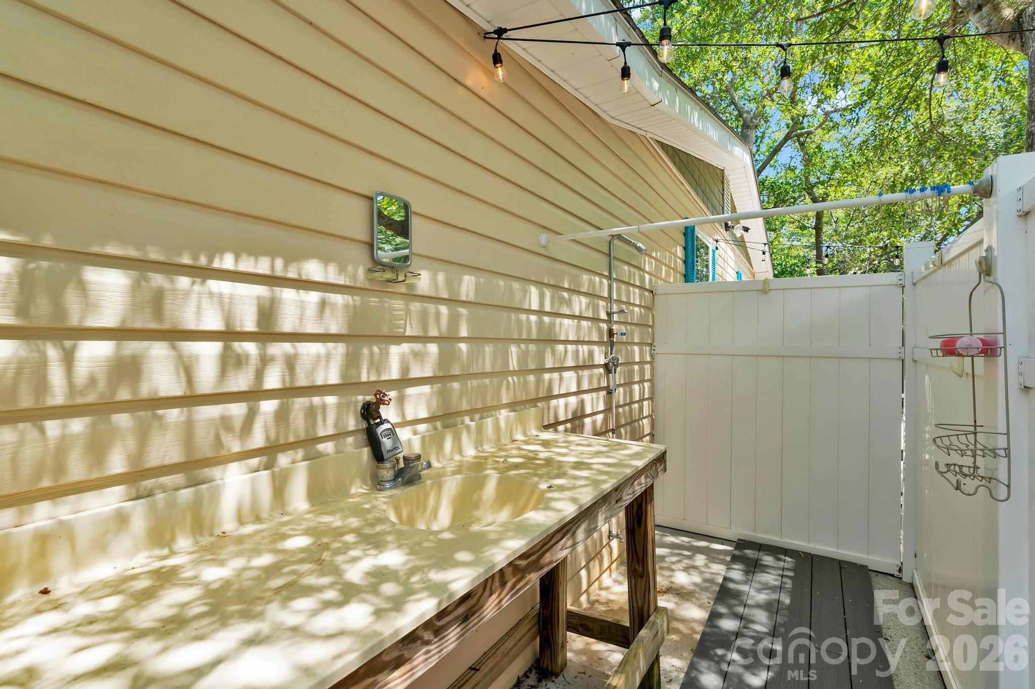 4701 E Yacht Drive Property Photo 7