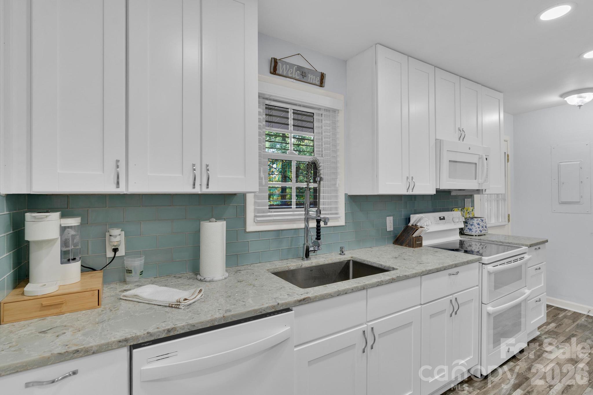 4701 E Yacht Drive Property Photo 13