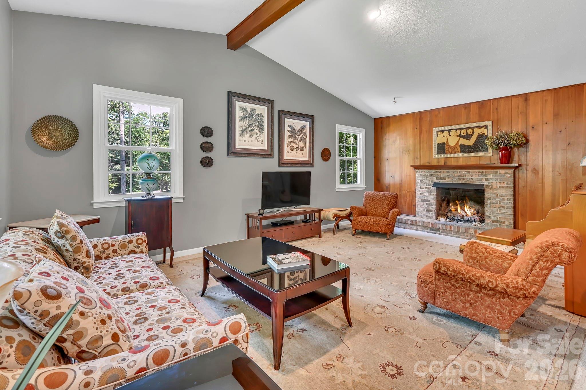 307 Woodland Trail 8 Property Photo 4