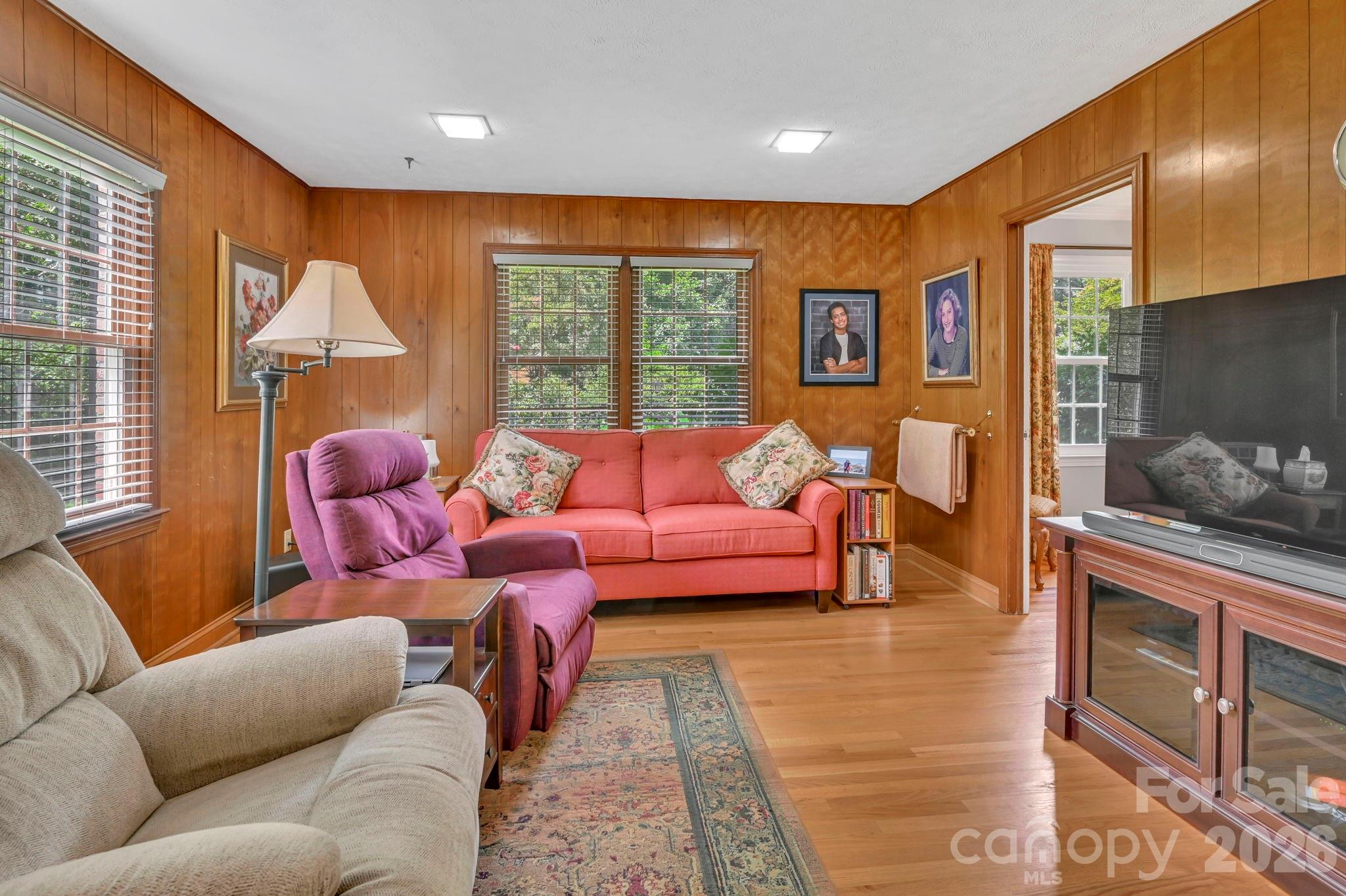 307 Woodland Trail 8 Property Photo 12