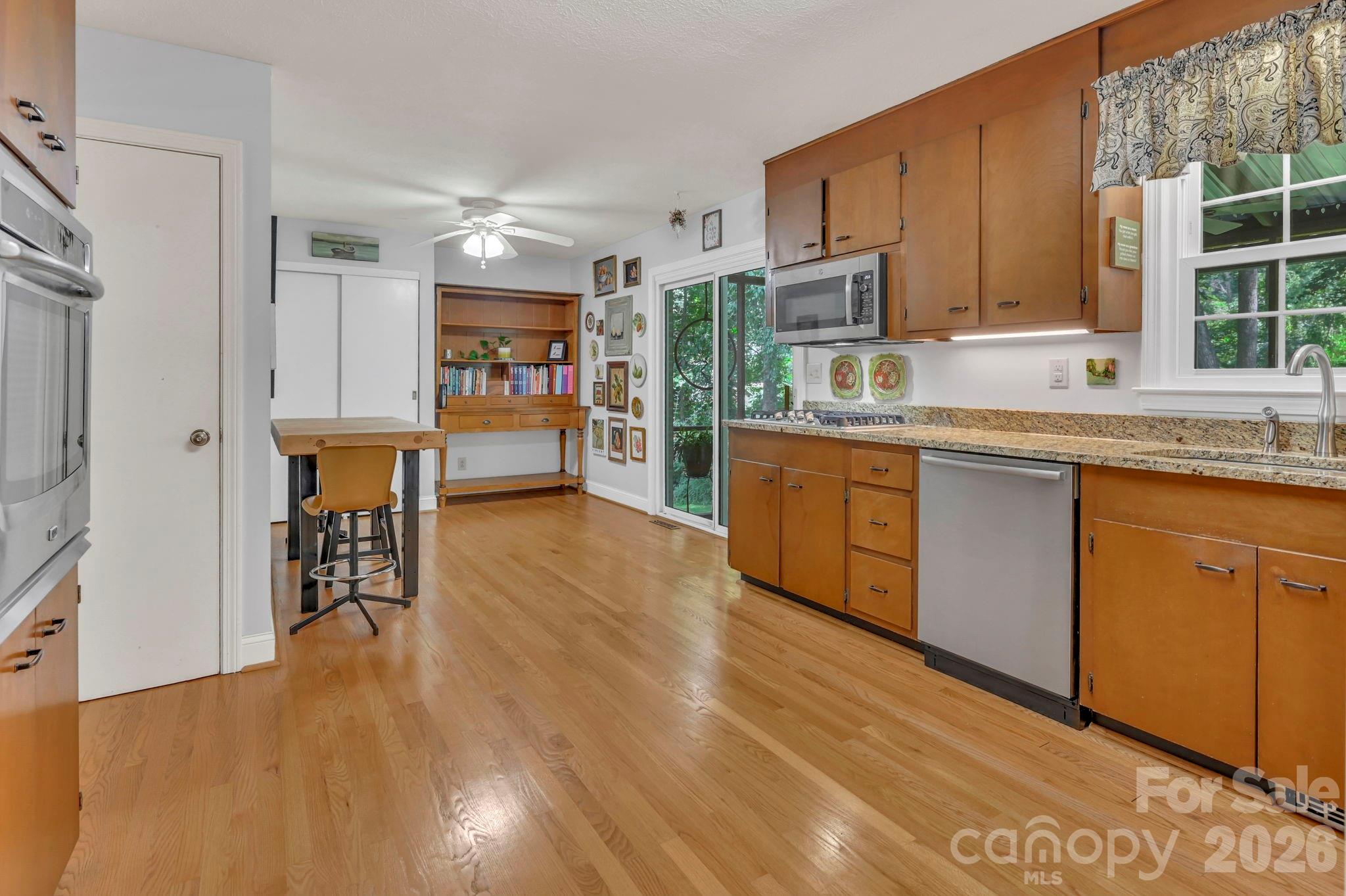 307 Woodland Trail 8 Property Photo 13