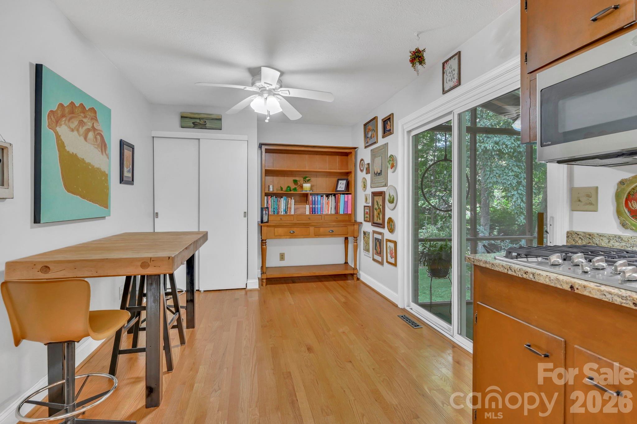 307 Woodland Trail 8 Property Photo 14