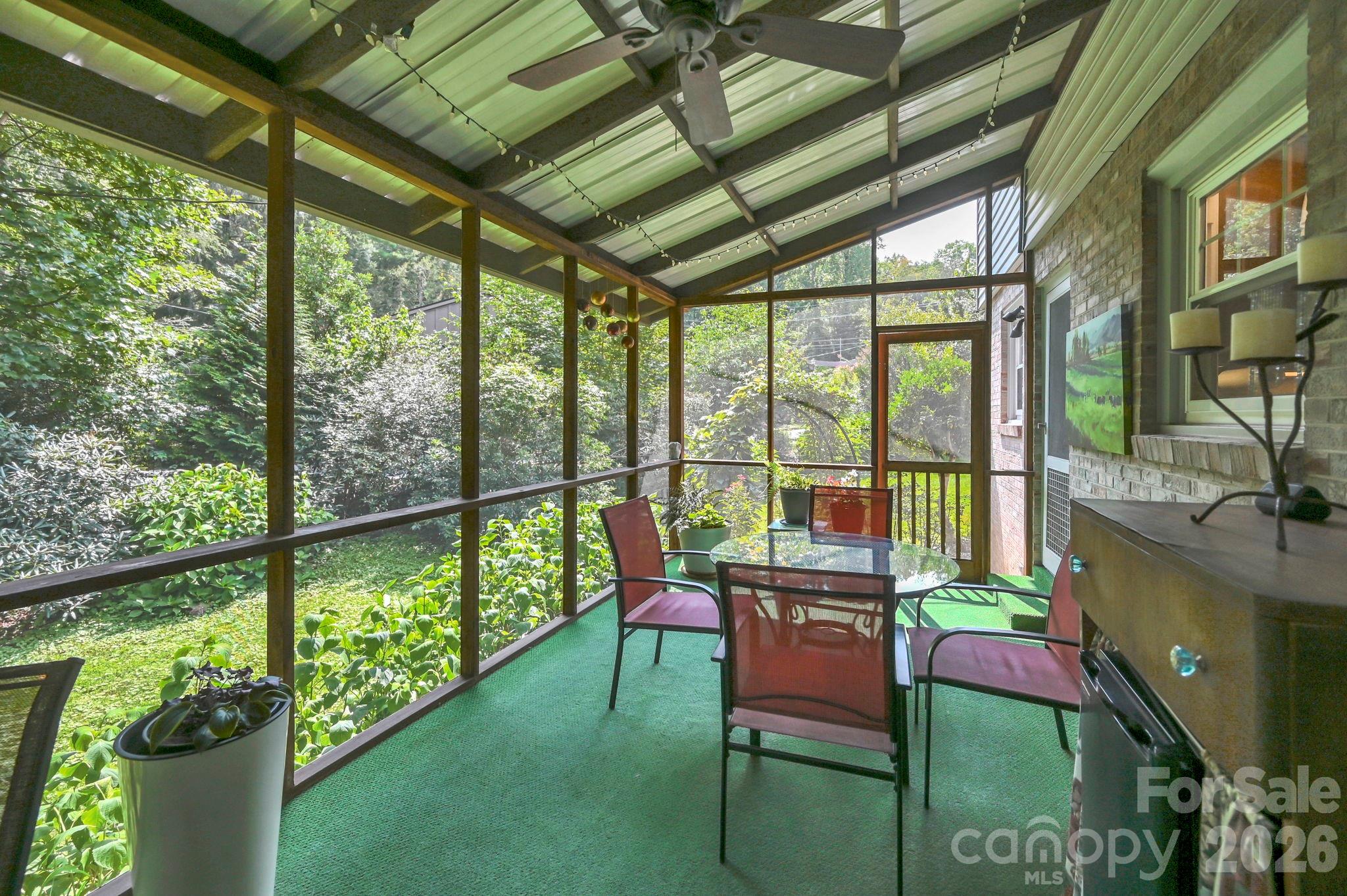 307 Woodland Trail 8 Property Photo 20