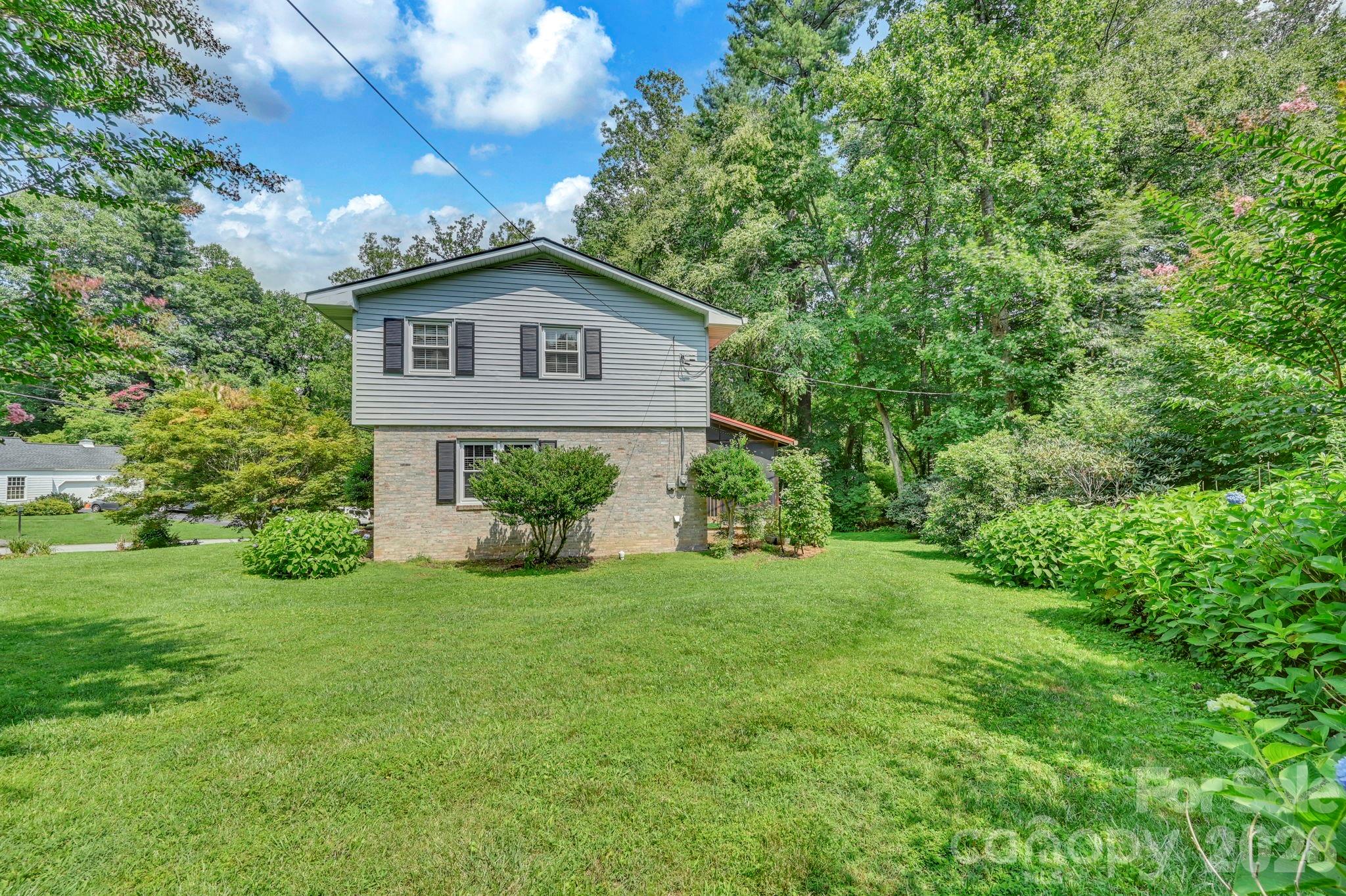 307 Woodland Trail 8 Property Photo 34