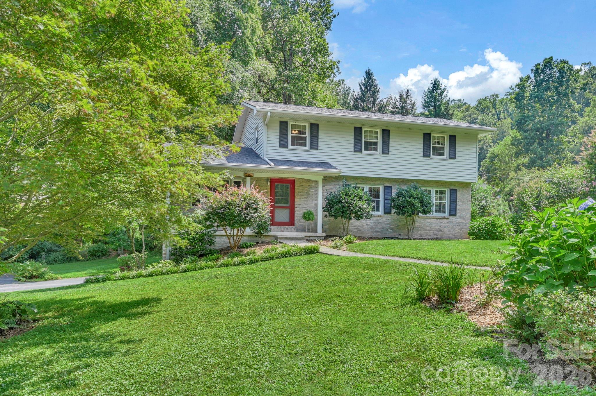 307 Woodland Trail 8 Property Photo 38