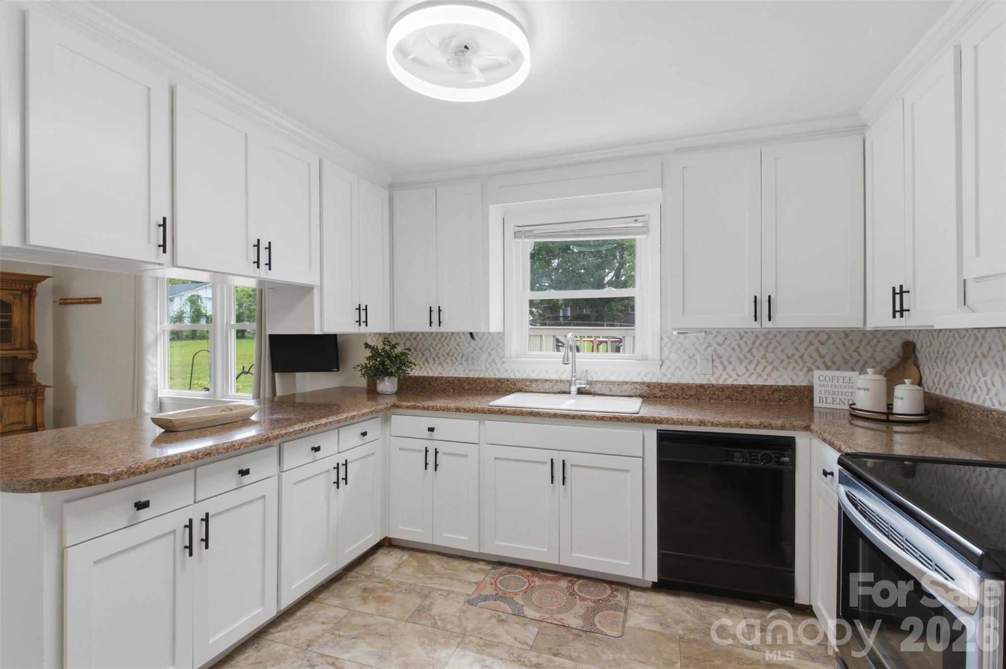 220 Hunstanton Drive Property Photo 6