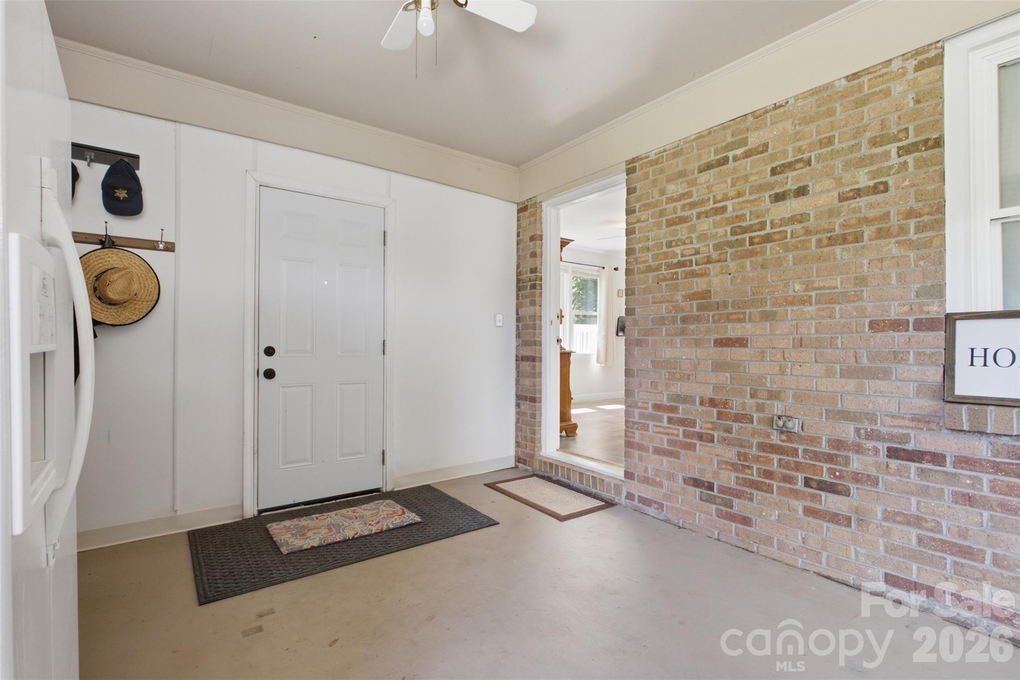 220 Hunstanton Drive Property Photo 8