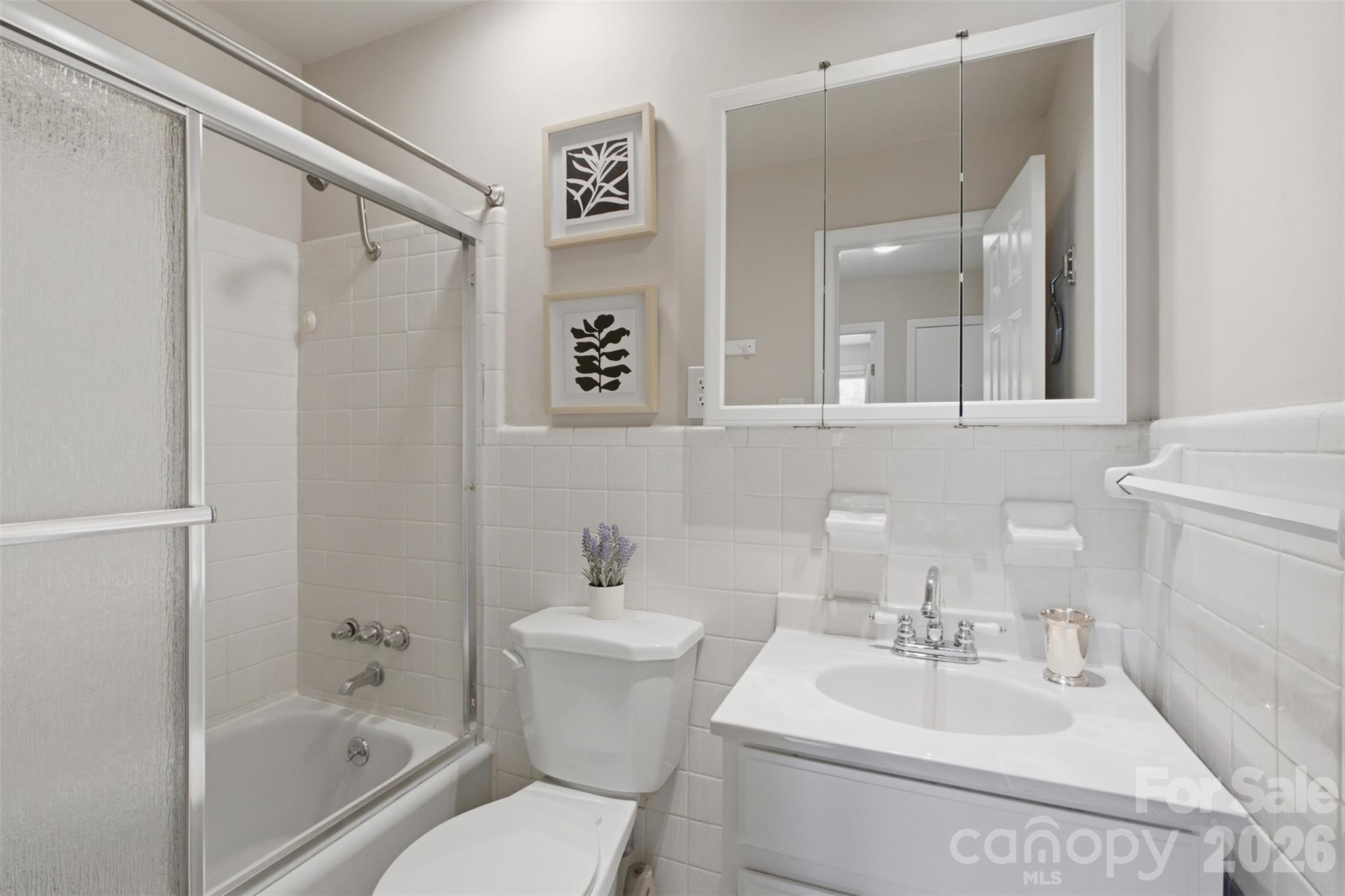 220 Hunstanton Drive Property Photo 17