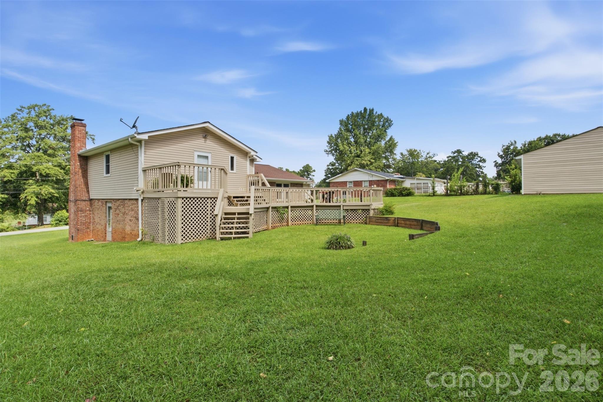220 Hunstanton Drive Property Photo 26