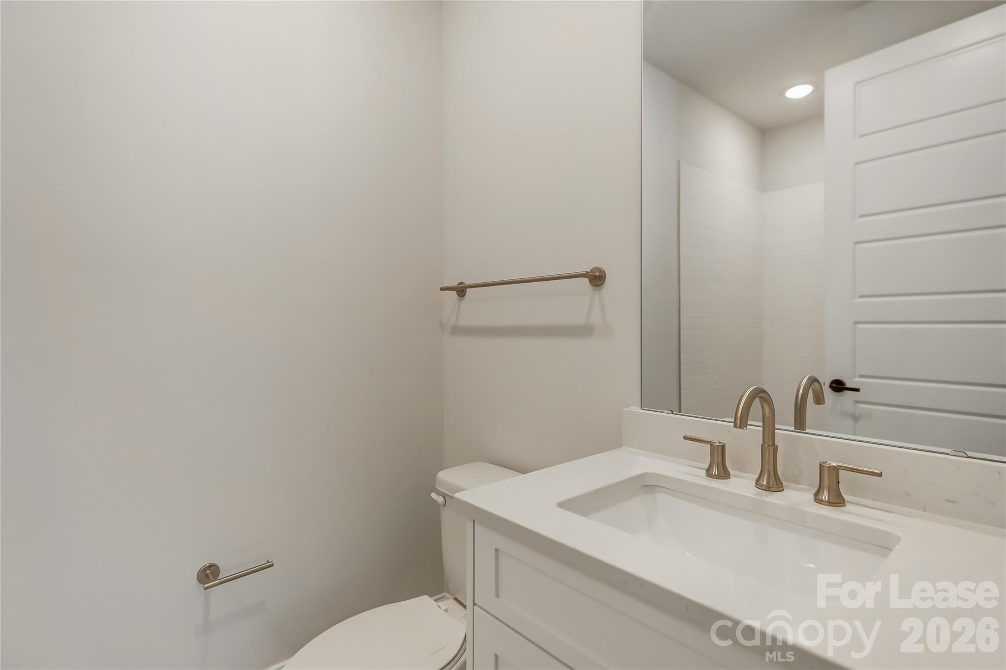1107 Parkside Greenway Drive Property Photo 8
