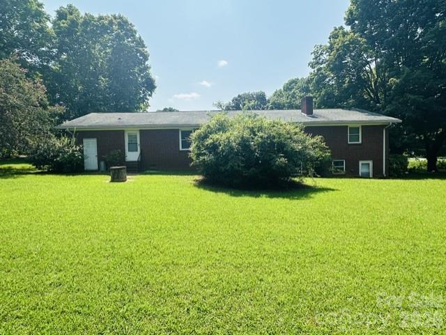 1424 N Post Road Property Photo 3