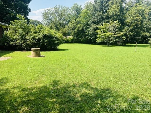 1424 N Post Road Property Photo 5