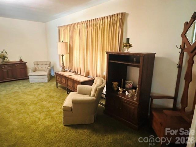 1424 N Post Road Property Photo 10