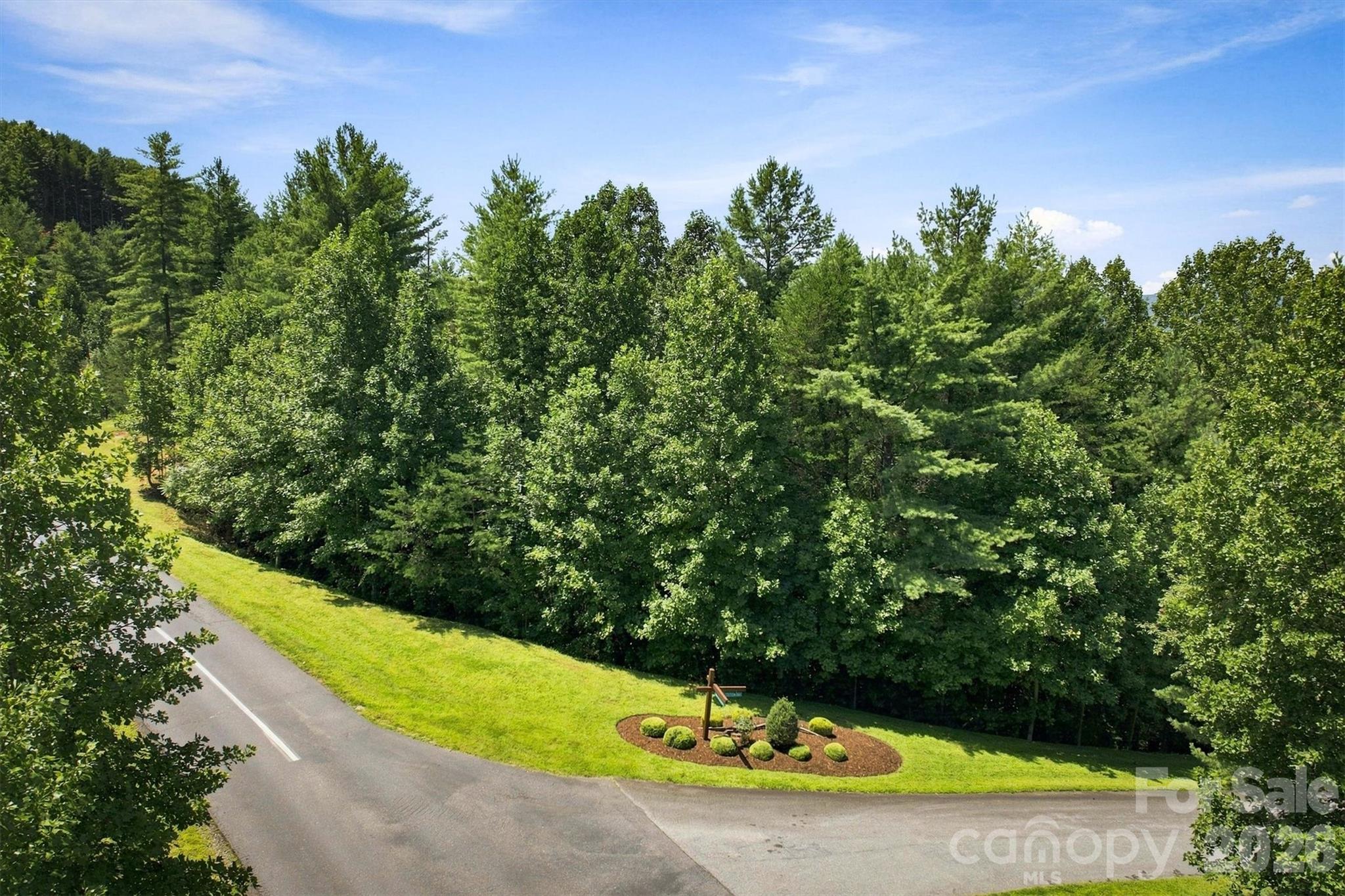 120 Johns Ridge Parkway 120 Property Photo 2